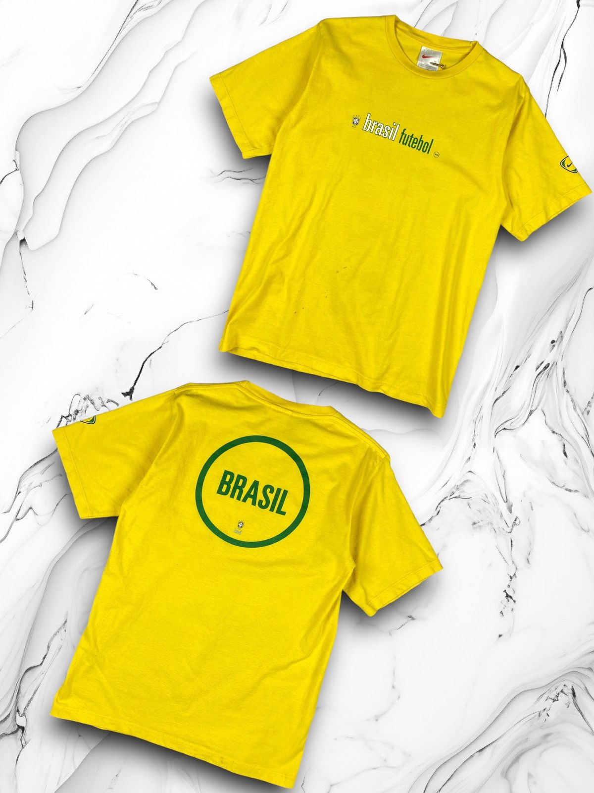 Nike Vintage Nike Brasil Big Logo Soccer Shoes Tee T Shirt Size US M / EU 48-50 / 2 - 1 Thumbnail