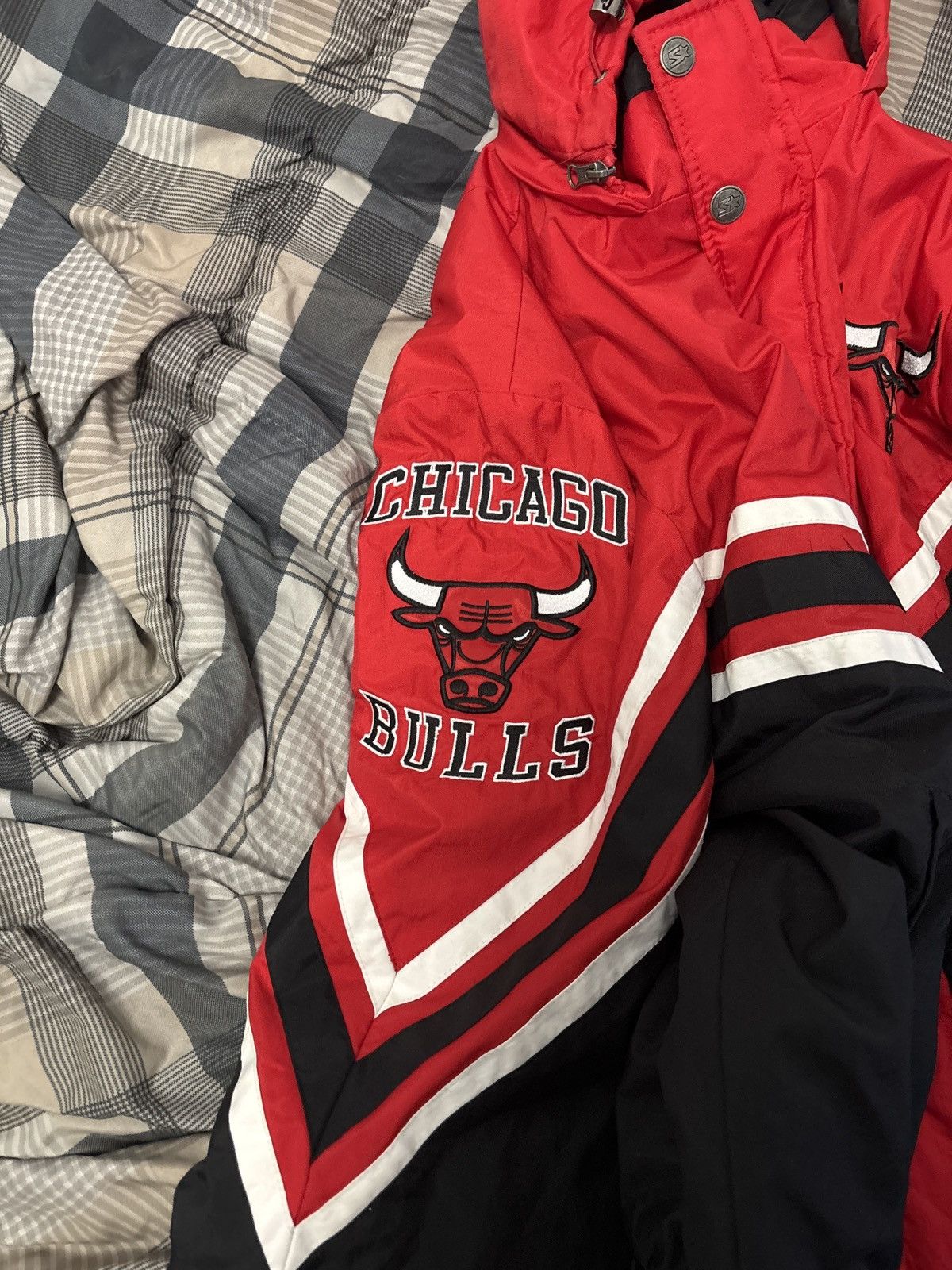 Starter × Vintage NBA 75th Anniversary Starter Chicago Bulls Zip Up Jacket Size US M / EU 48-50 / 2 - 6 Thumbnail