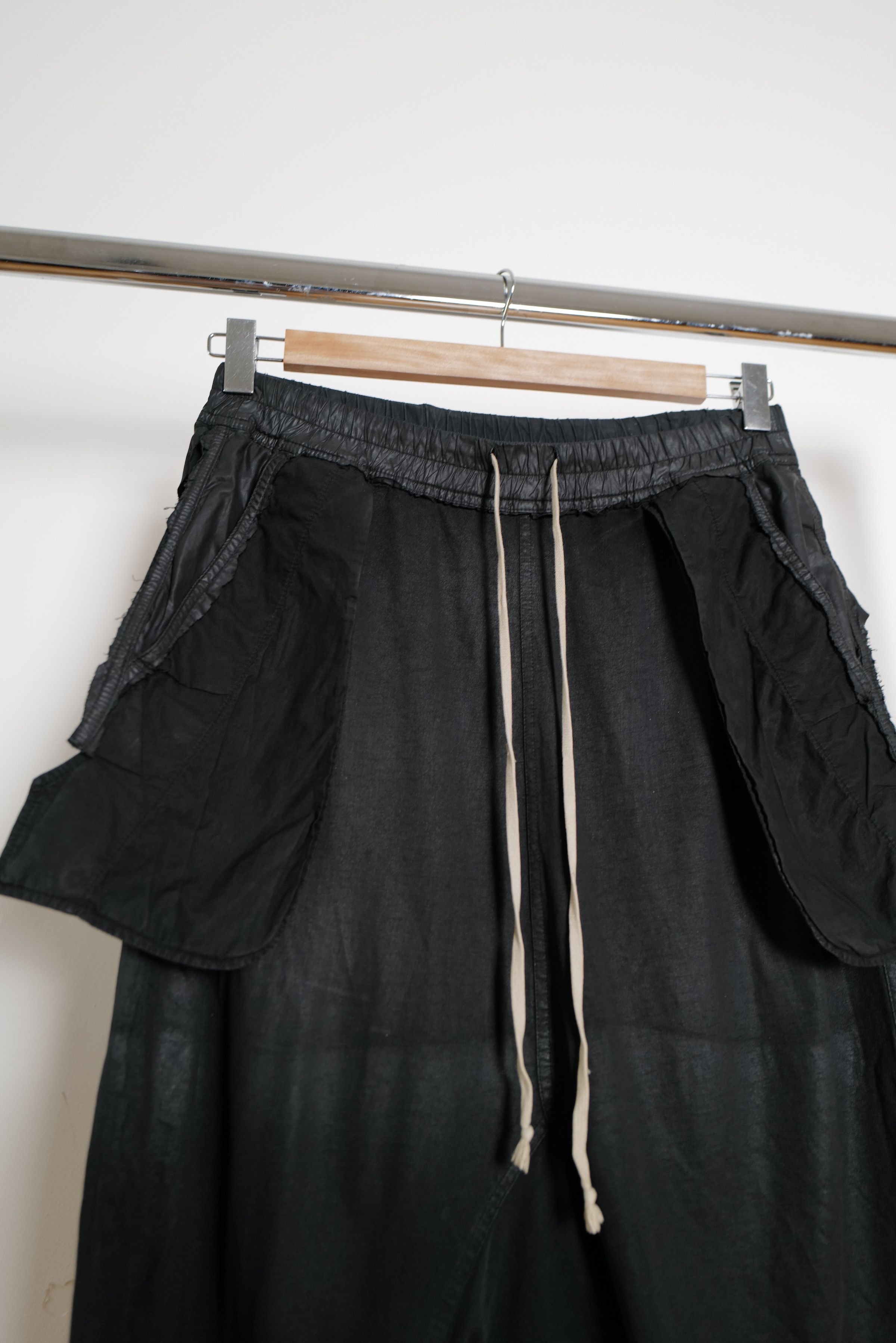 Rick Owens ARCHIVE WAXED INSIDEOUT SHORTS Size US 34 / EU 50 - 6 Thumbnail