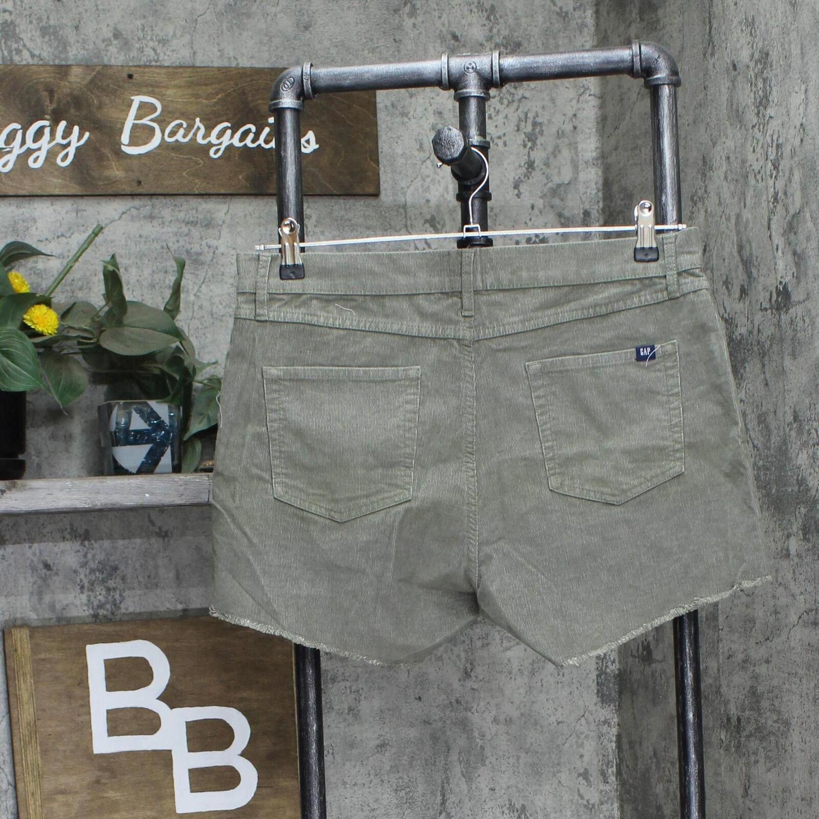 Gap NWT Gap Hem 4" Inseam Corduroy Short QLS0910S 10 Green Size 30" / US 8 / IT 44 - 2 Thumbnail