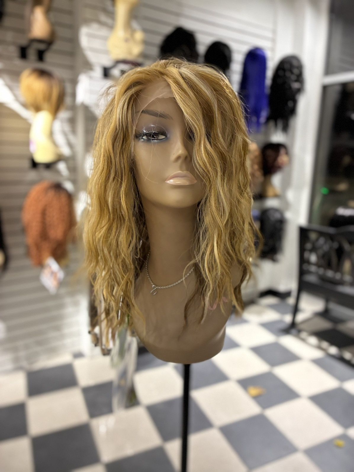 Other Tess wigs Size ONE SIZE - 6 Thumbnail
