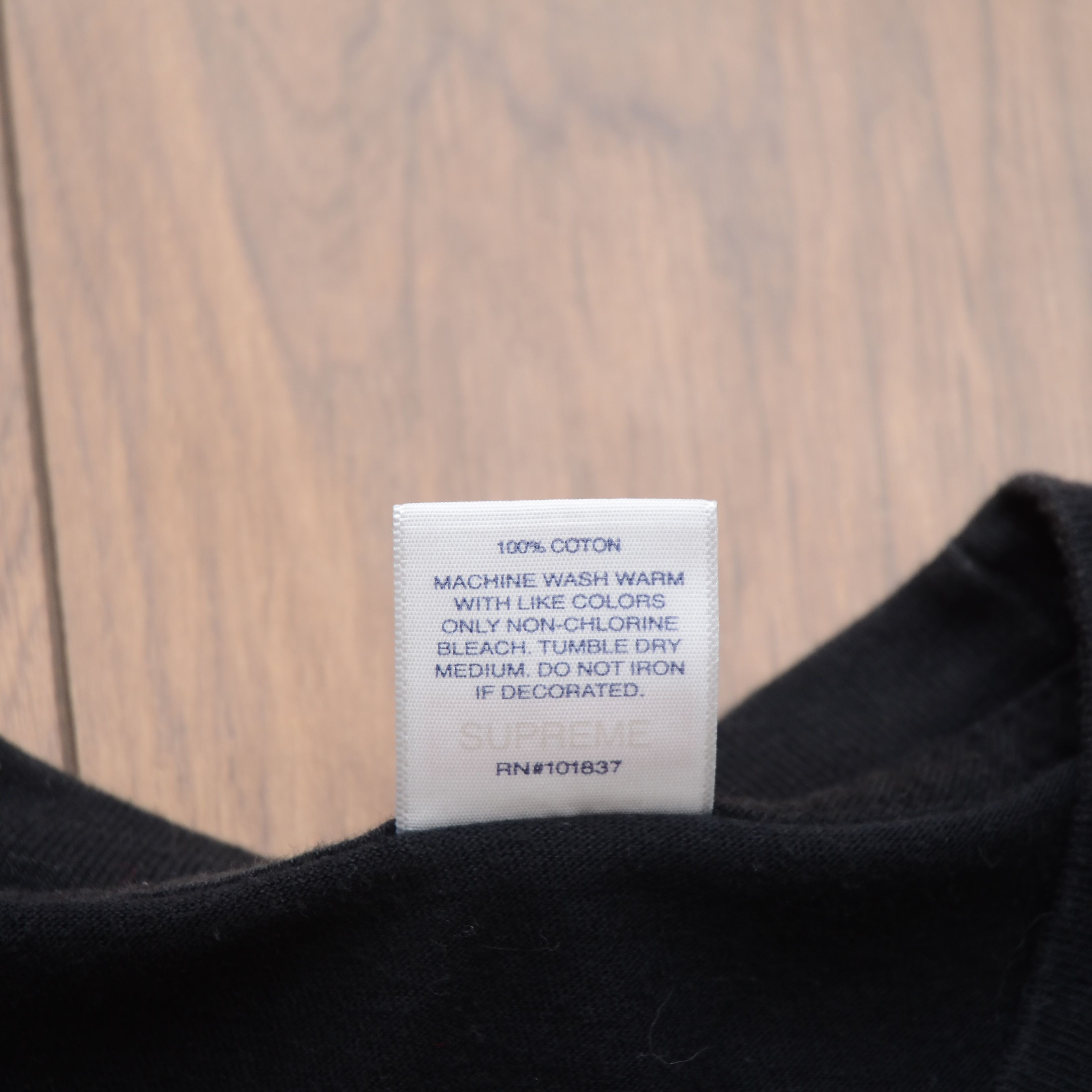 Supreme Supreme x Dan Colen ‘Fuck’ Tee ss 21 Black size M USA made Size US M / EU 48-50 / 2 - 15 Thumbnail