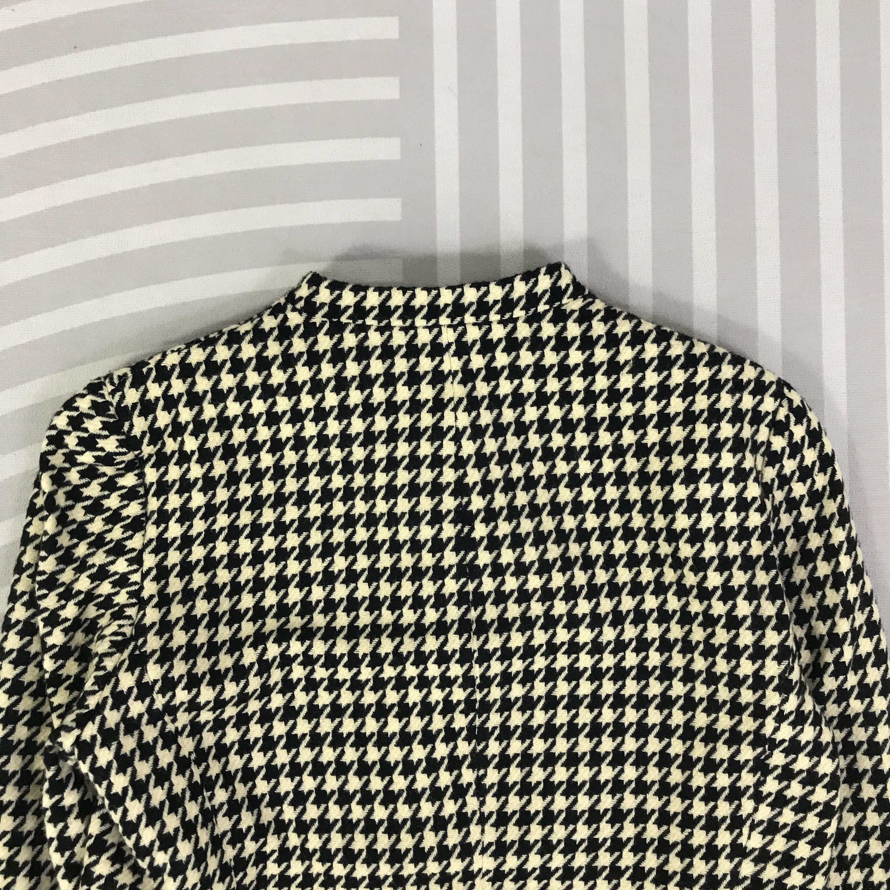 Burberry Vintage Burberry London Wool button Jacket K96B5 Size US M / EU 48-50 / 2 - 4 Thumbnail