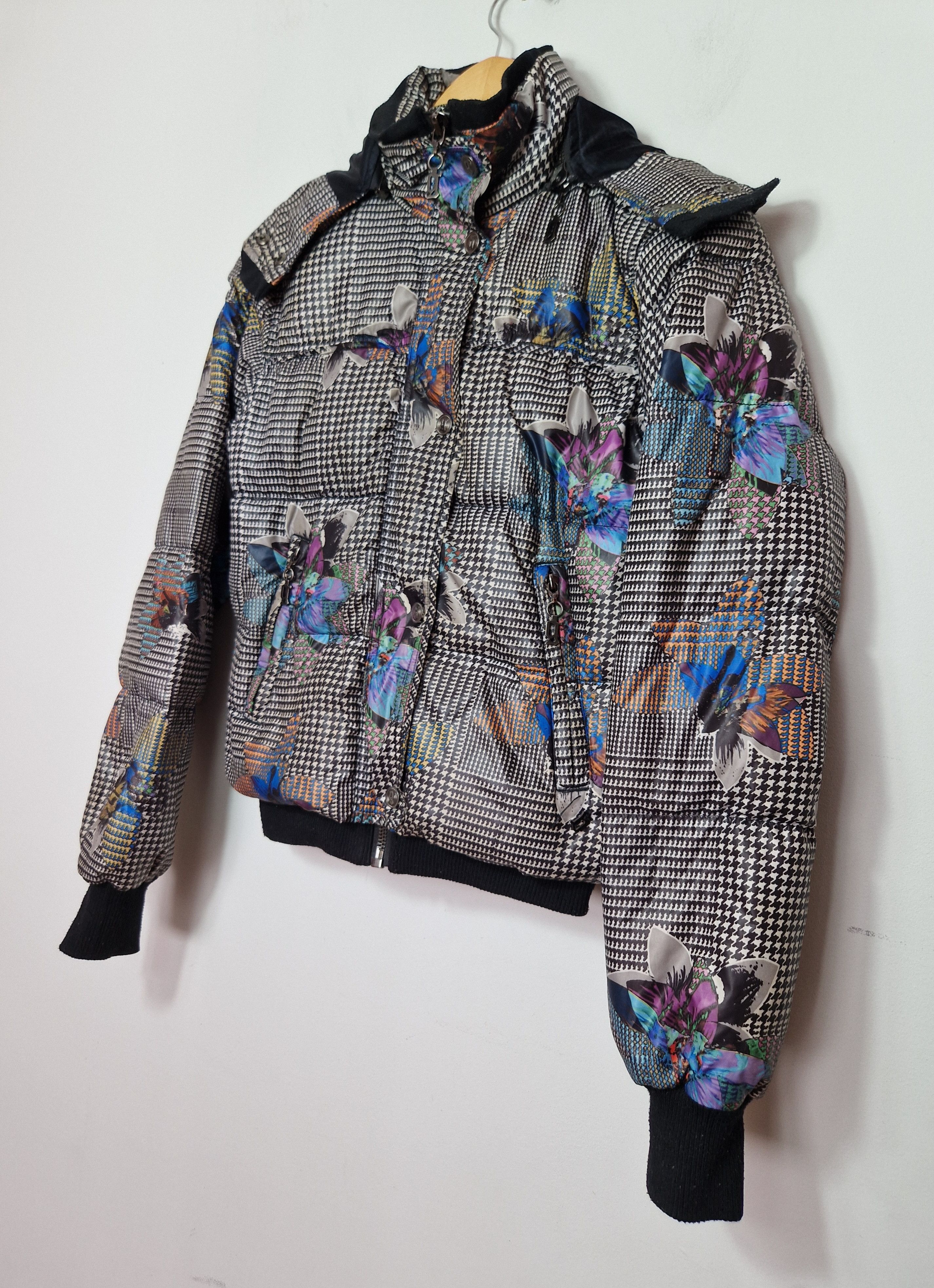 John Galliano × Vintage John Galliano vintage y2k gazette newspaper puffer Size S / US 4 / IT 40 - 2 Thumbnail