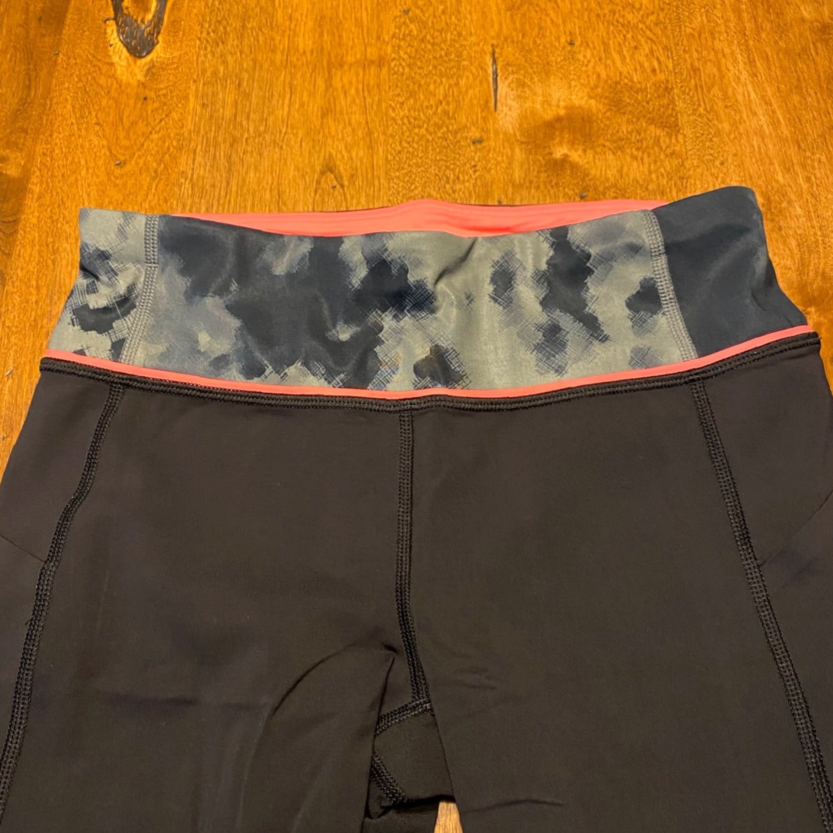Lululemon Lululemon Leggings Womens 4 Black Capris Workout Pants Lightweight Ladies Size 27" / US 4 / IT 40 - 3 Thumbnail