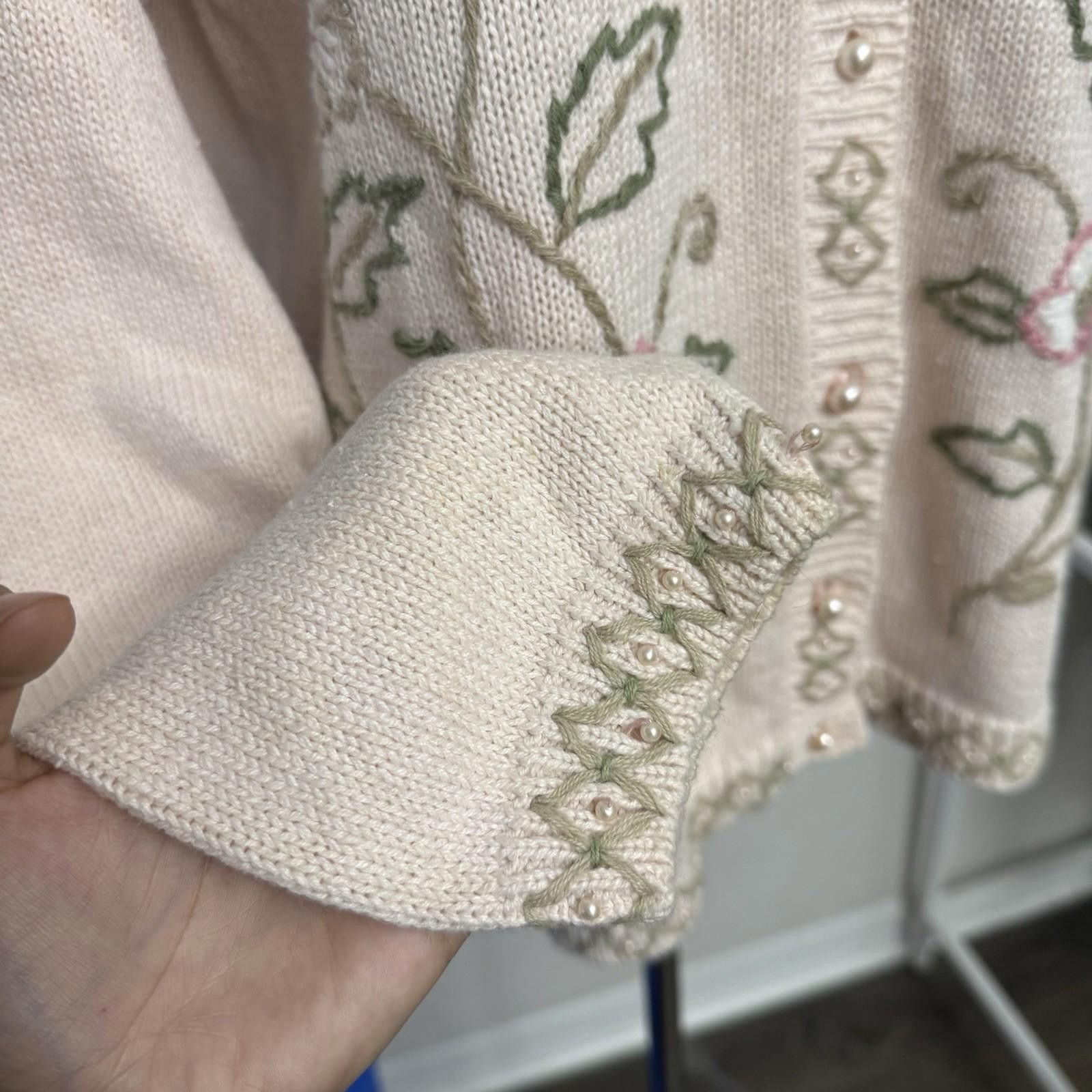 Designer Ramie 80s Floral Cottage Core Embroidered Beaded Cardigan L Size L / US 10 / IT 46 - 5 Thumbnail