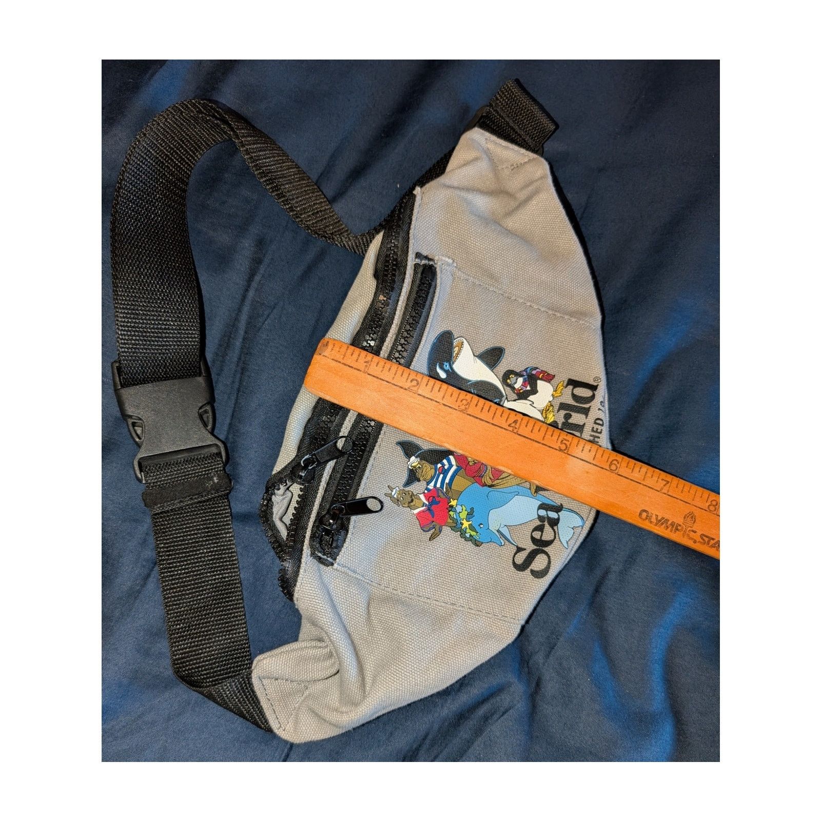 Jansport Vintage Sea World Fanny Pack Waist Bag Shamu 13" x 6" Size ONE SIZE - 3 Thumbnail
