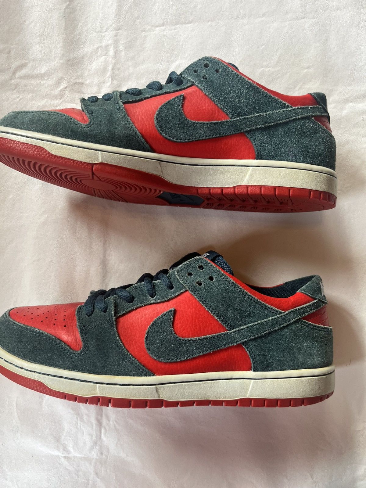 Nike *RARE* Nike Sb Dunk Low Reverse Shark🦈 Size US 11 / EU 44 - 2 Thumbnail