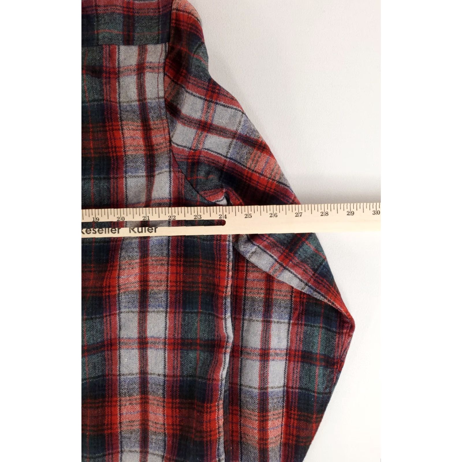 Arrow Arrow Button Up Shirt Wool Blend Flannel Loop Collar Multicolor Red Gray Blue Green Mens L Shirt Size US L / EU 52-54 / 3 - 6 Thumbnail