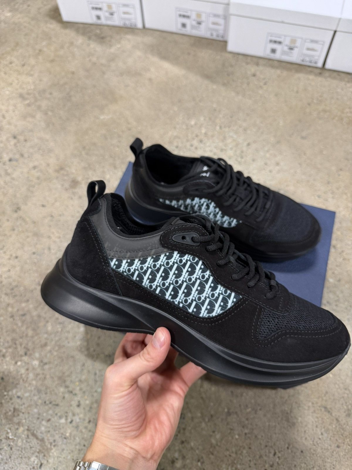 Dior Dior b25 Oblique Sneaker NEW 1200$ Size US 8 / EU 41 - 2 Thumbnail