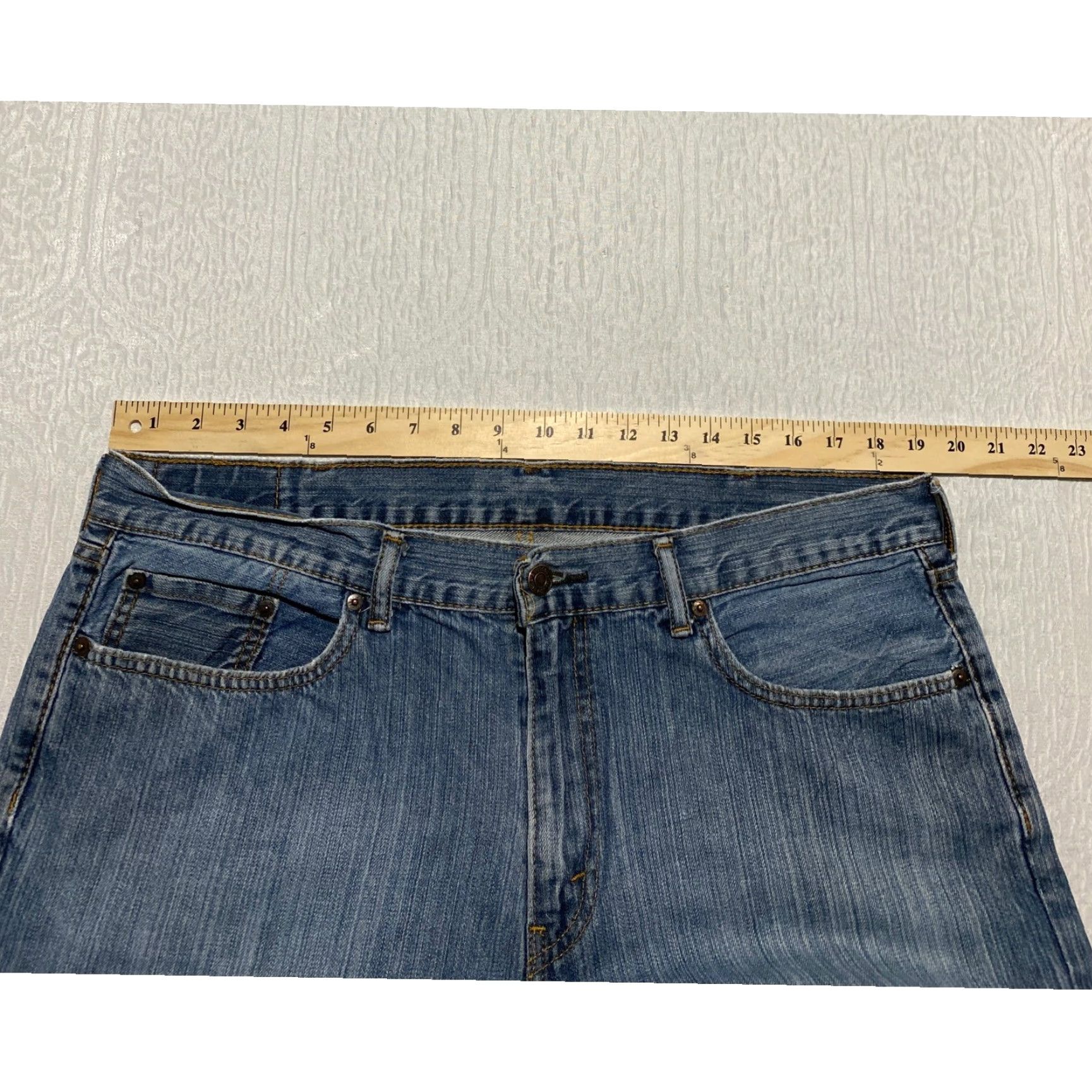 Levi's Levi's Jeans Mens 38×30 Blue Denim 559 Relaxed Straight Leg Size US 38 / EU 54 - 6 Thumbnail