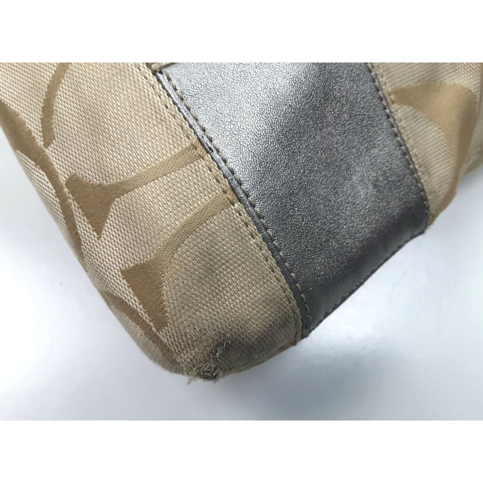 Coach Coach Signature Khaki Metallic Patchwork Stripe Shoulder Crossbody Purse, Medium, Beige, Women, F19209 Size ONE SIZE - 6 Thumbnail
