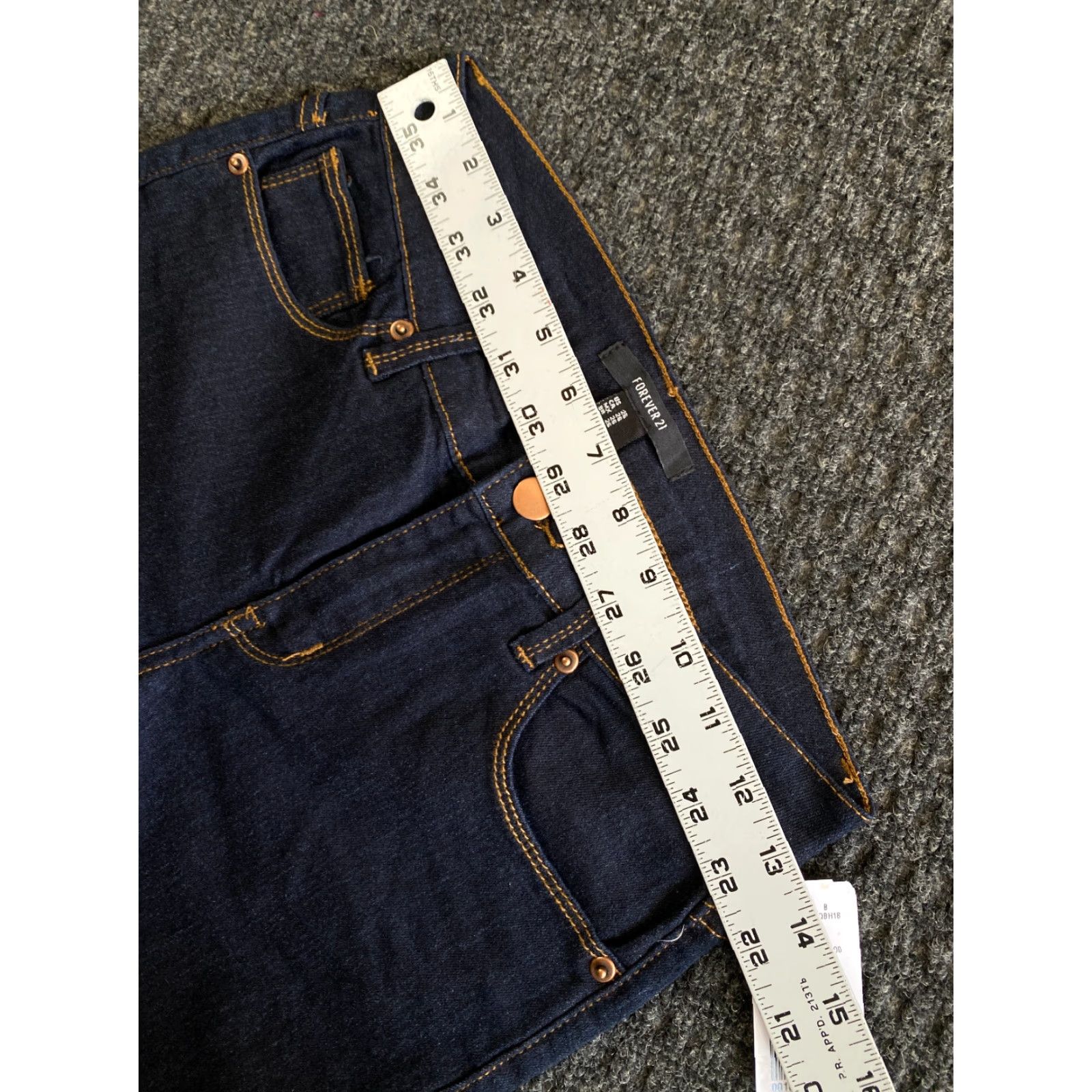 Forever 21 FOREVER 21 Jeans Women Indigo Denim Ankle Pant Skinny Stretch 26 New Denim Jeans Regular Low Rise 29 Inseam Blue Cotton Blend Stretch Size 26" / US 2 / IT 38 - 5 Thumbnail