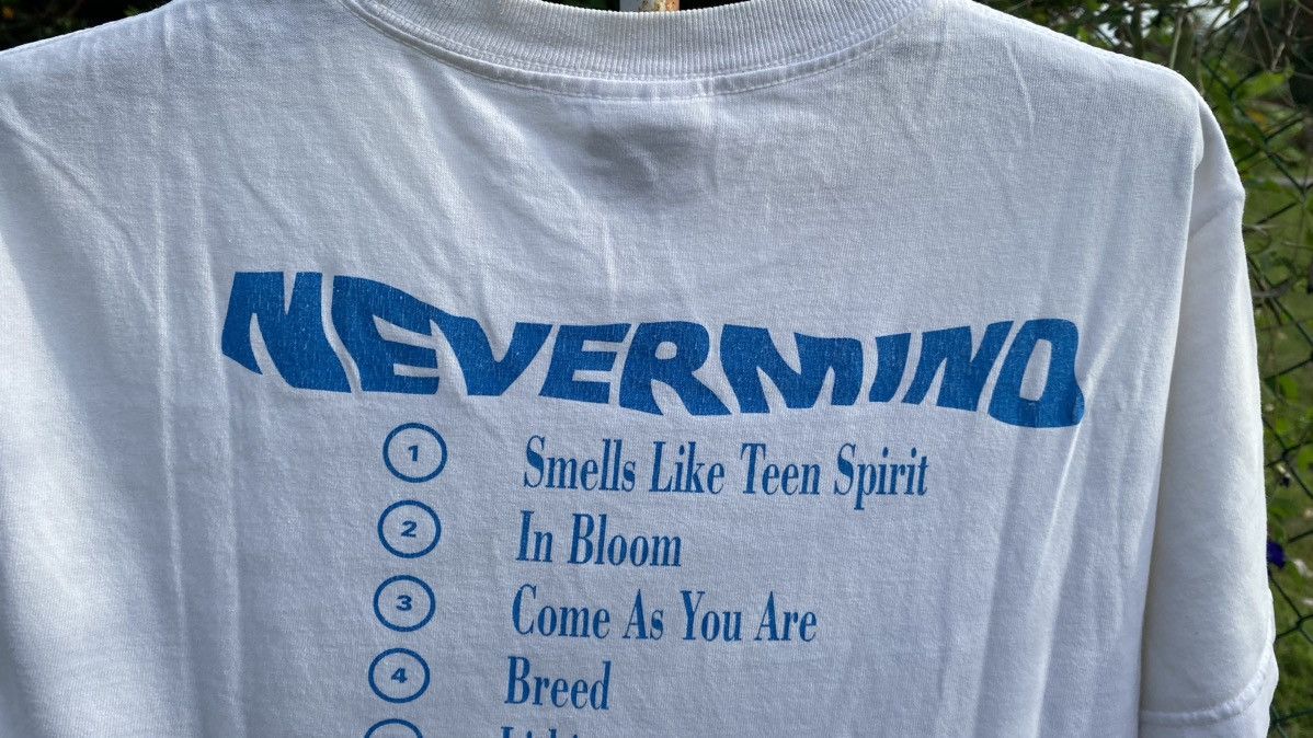 Band Tees Y2K NIRVANA NEVERMIND album promo t-shirt Size US S / EU 44-46 / 1 - 8 Thumbnail