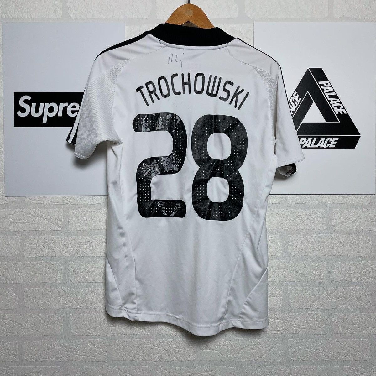 Adidas × Vintage Vintage jersey Germany Adidas 2008 2010 #28 Trochowski Size US M / EU 48-50 / 2 - 1 Thumbnail