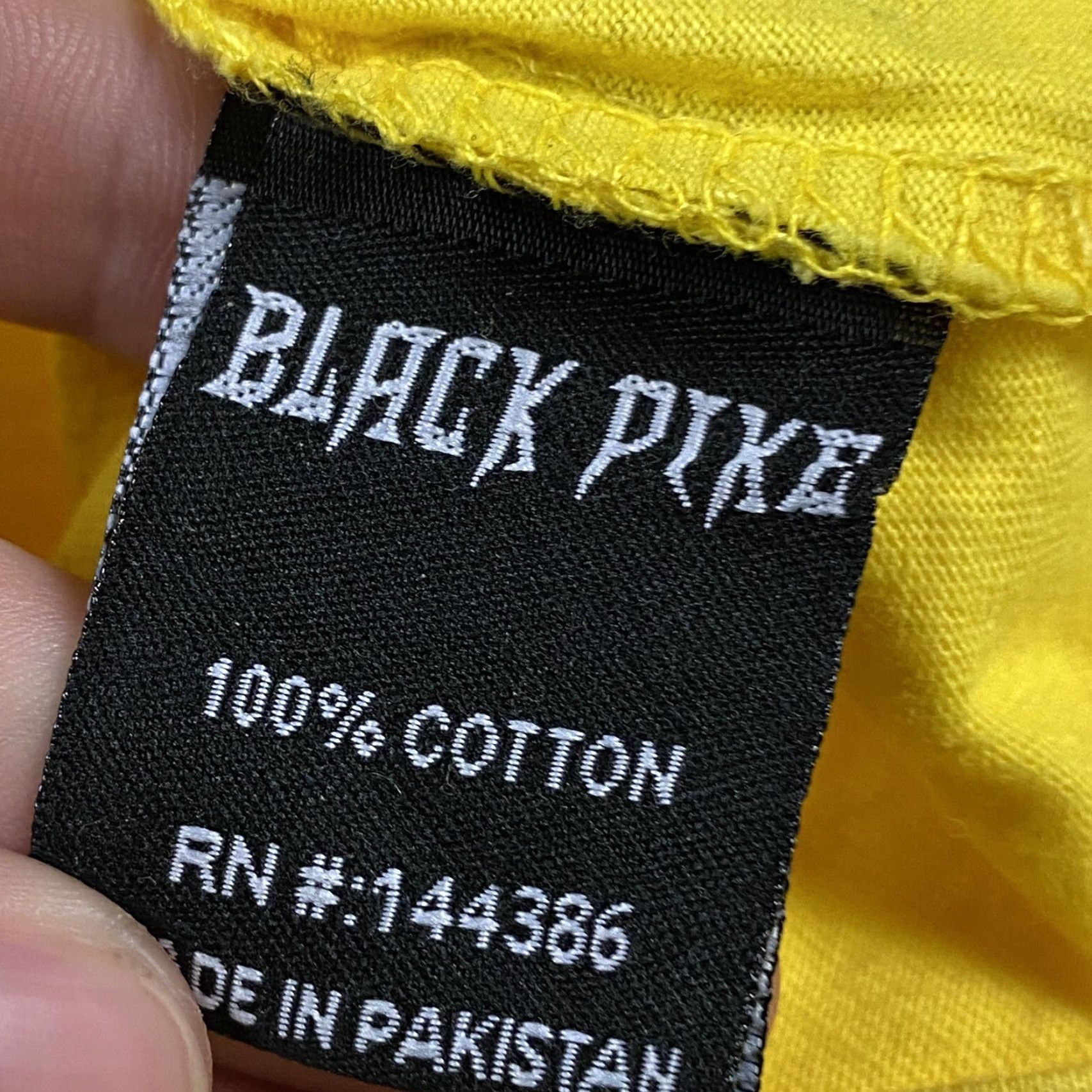 Vintage BLACK PIKE EMBROIDERED SAVAGE FLAMES YELLOW SKATE SHIRT 2XL MENS 90s Size US XXL / EU 58 / 5 - 4 Thumbnail