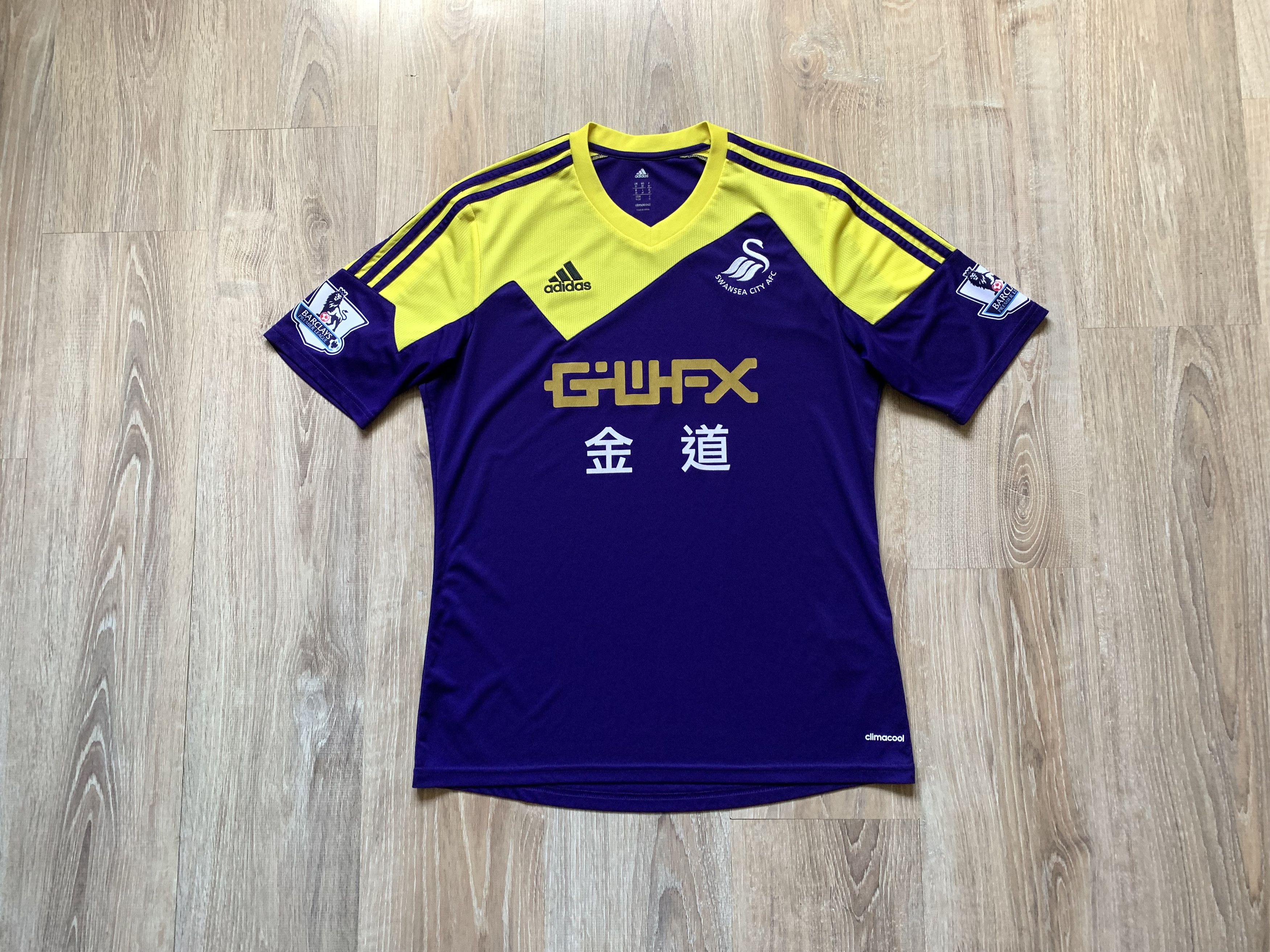 Adidas Vintage Adidas Swansea Away Shirt Size US XL / EU 56 / 4 - 1 Thumbnail