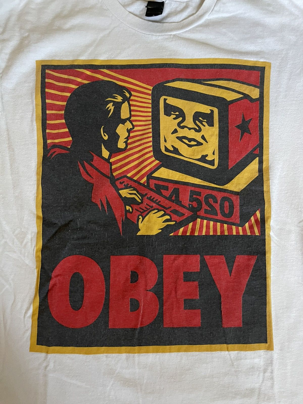 Obey Obey Propaganda Computer Tee - Large Size US L / EU 52-54 / 3 - 2 Thumbnail