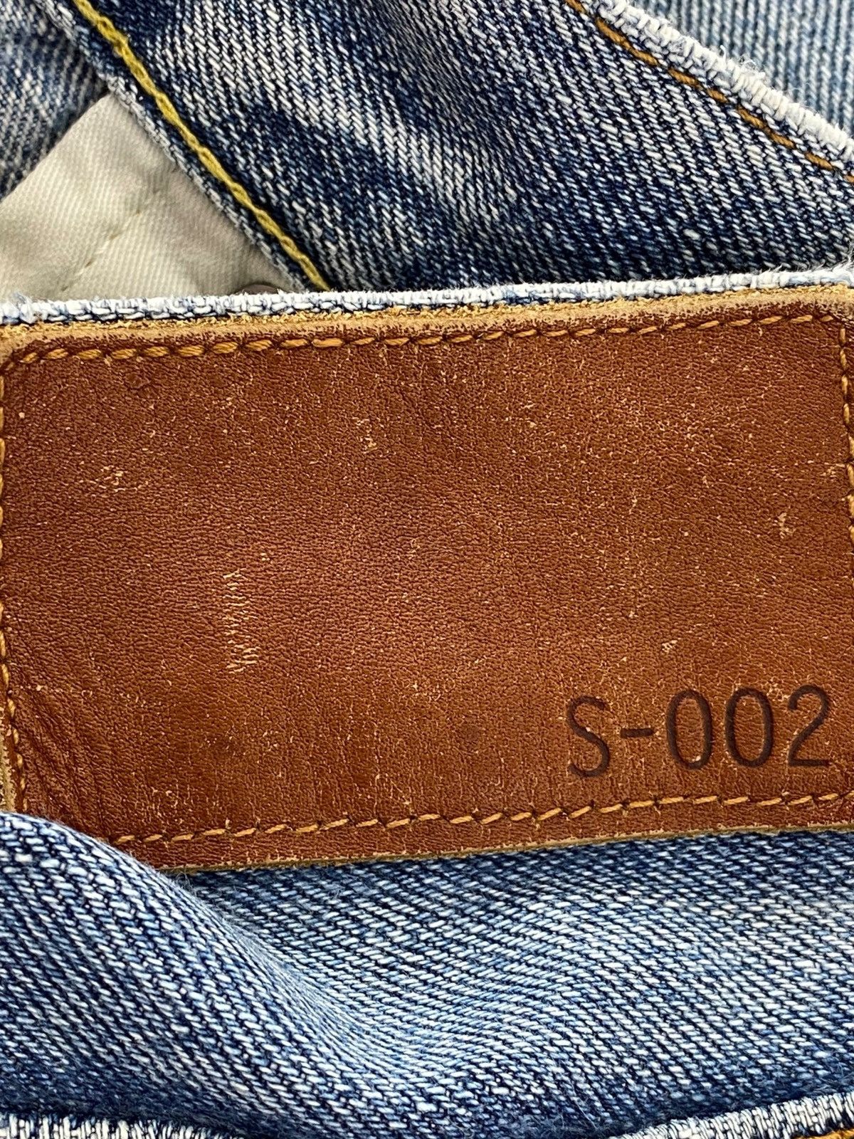 Uniqlo Uniqlo Whiskered Faded Wash Style Straight Leg Jeans Size US 28 / EU 44 - 11 Thumbnail