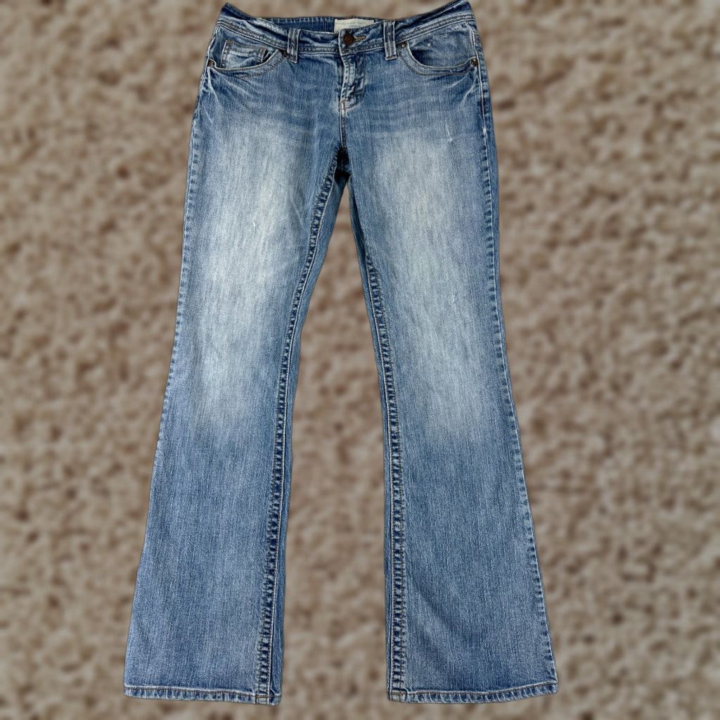 Vintage Maurices Jeans 10 Womens Short Blue Denim Morgan New Boot Embroidered Size 32" / US 10 / IT 46 - 1 Thumbnail