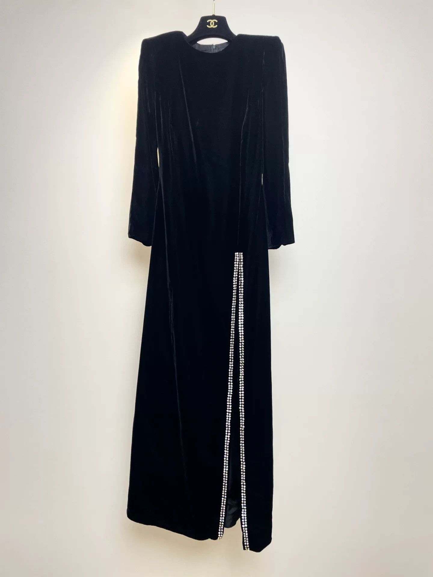 Yves Saint Laurent Yves Saint Laurent Black Velvet Crystal Dress Size XS / US 0-2 / IT 36-38 - 1 Thumbnail