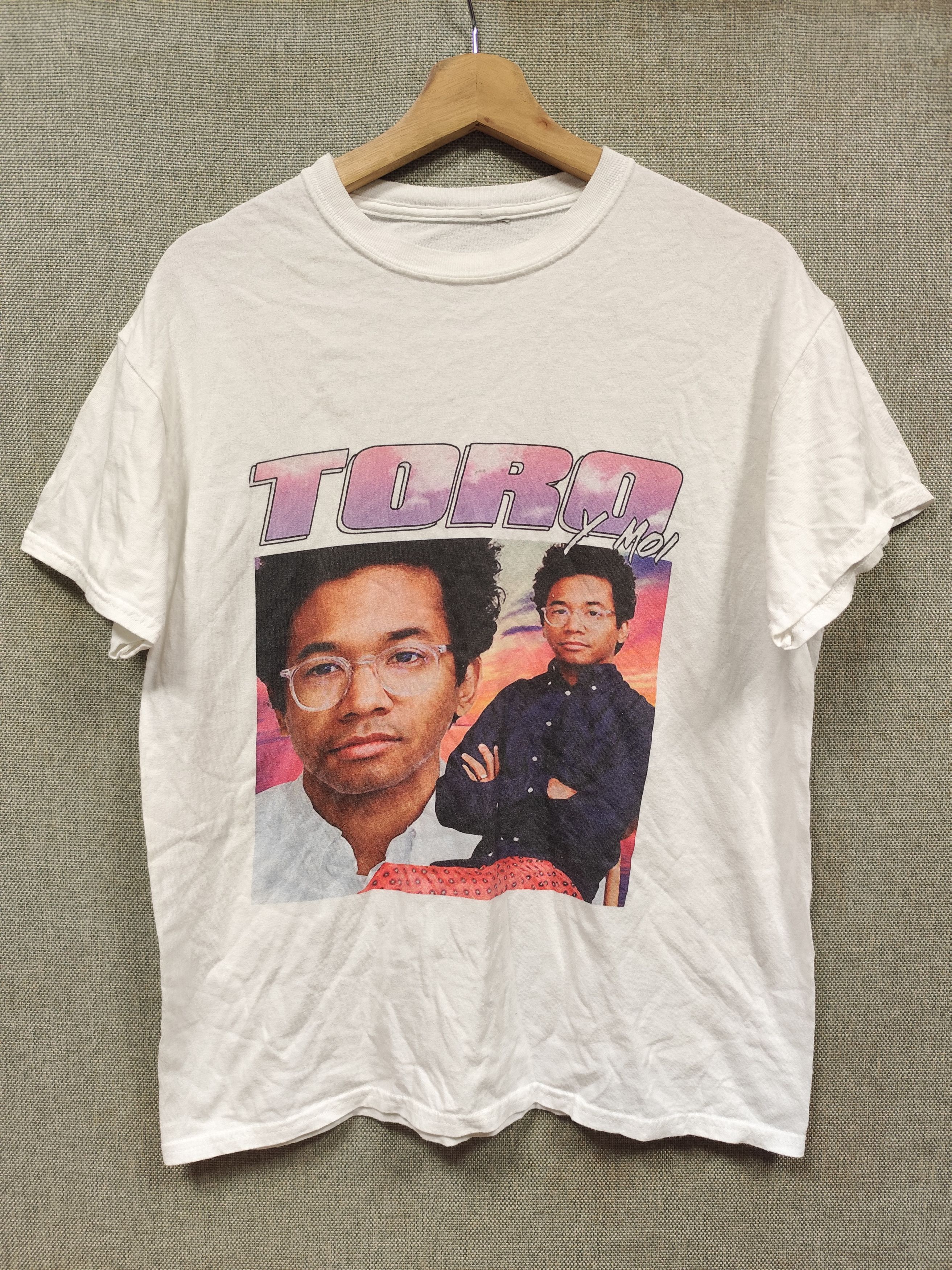Band Tees T Shirt Toro Y Moi Size US M / EU 48-50 / 2 - 1 Thumbnail