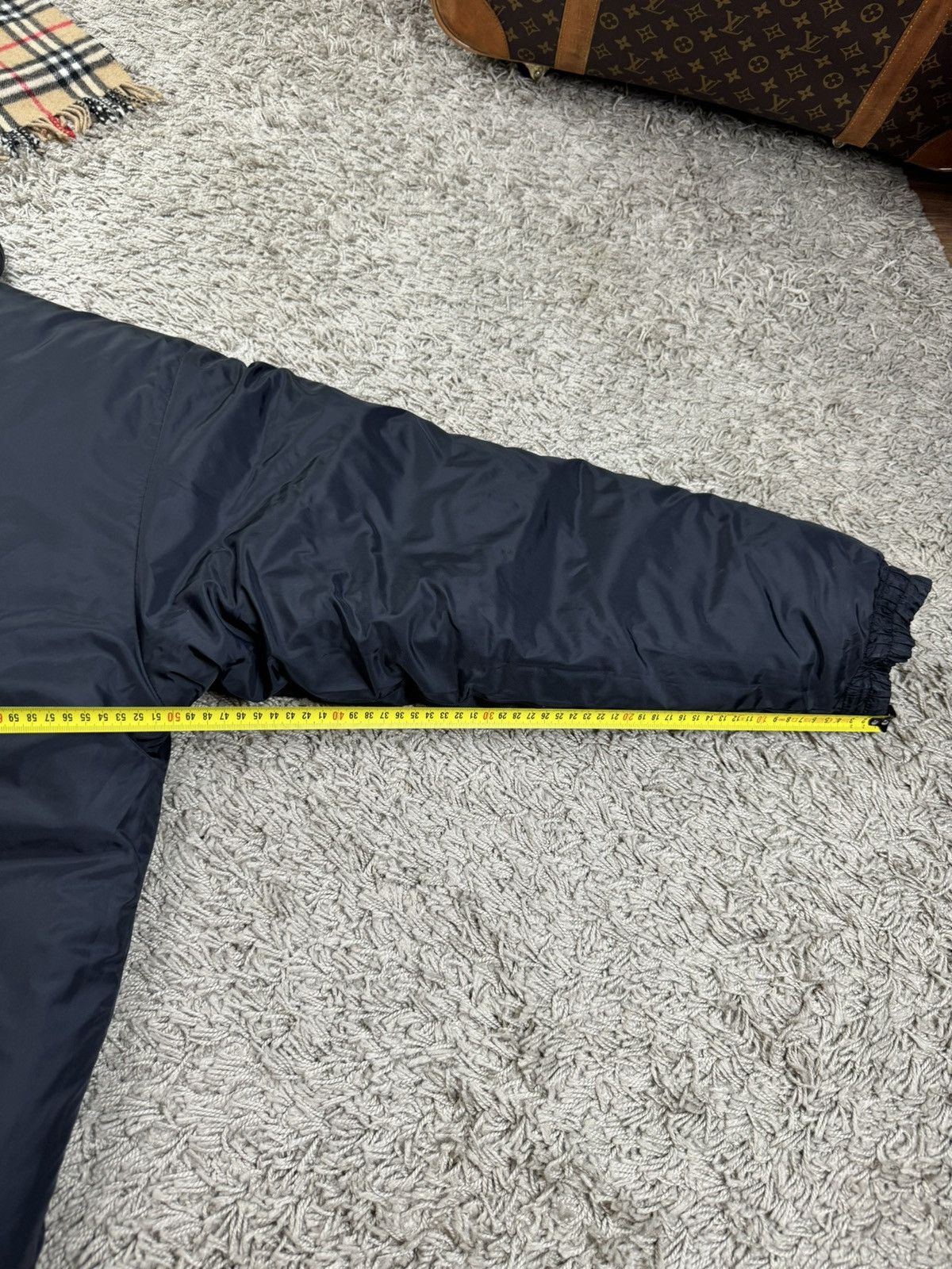Helly Hansen Reversible puffer jacket Helly Hansen original casual item Size US L / EU 52-54 / 3 - 7 Thumbnail