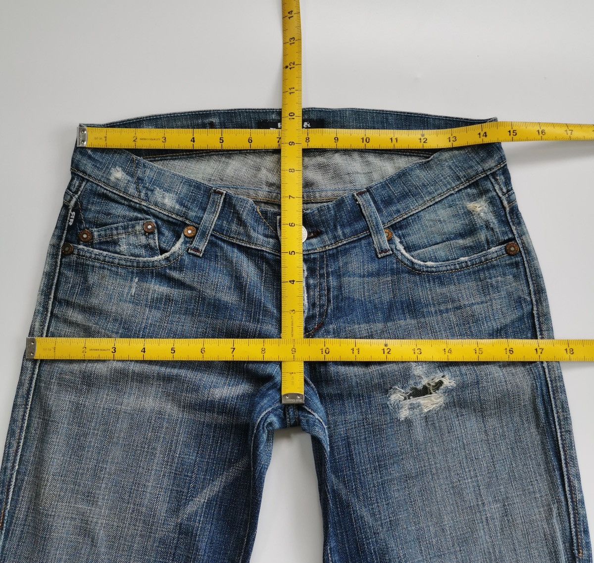 Rock & Republic Rock Republic Jagger Bootcut Distressed Jeans Size 29" - 13 Thumbnail