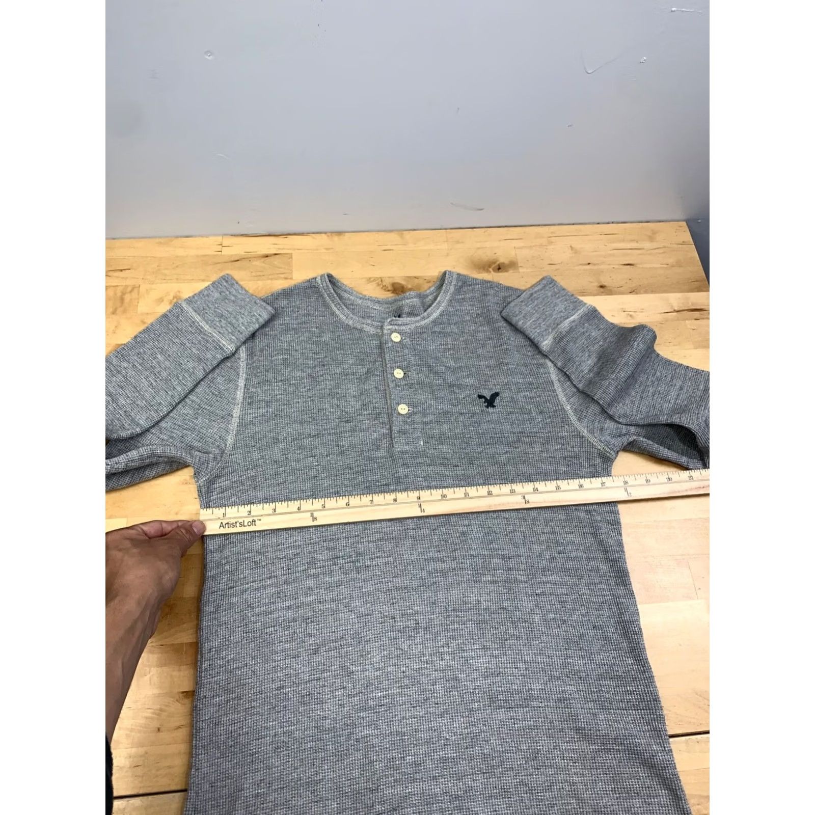 American Eagle Outfitters American Eagle Outfitters Henley T-Shirt Shirt Long Sleeve Men M Gray Thermal Knit Cotton Classic Preppy 90s Season: Winter Fall Spring Mens Size US M / EU 48-50 / 2 - 4 Thumbnail