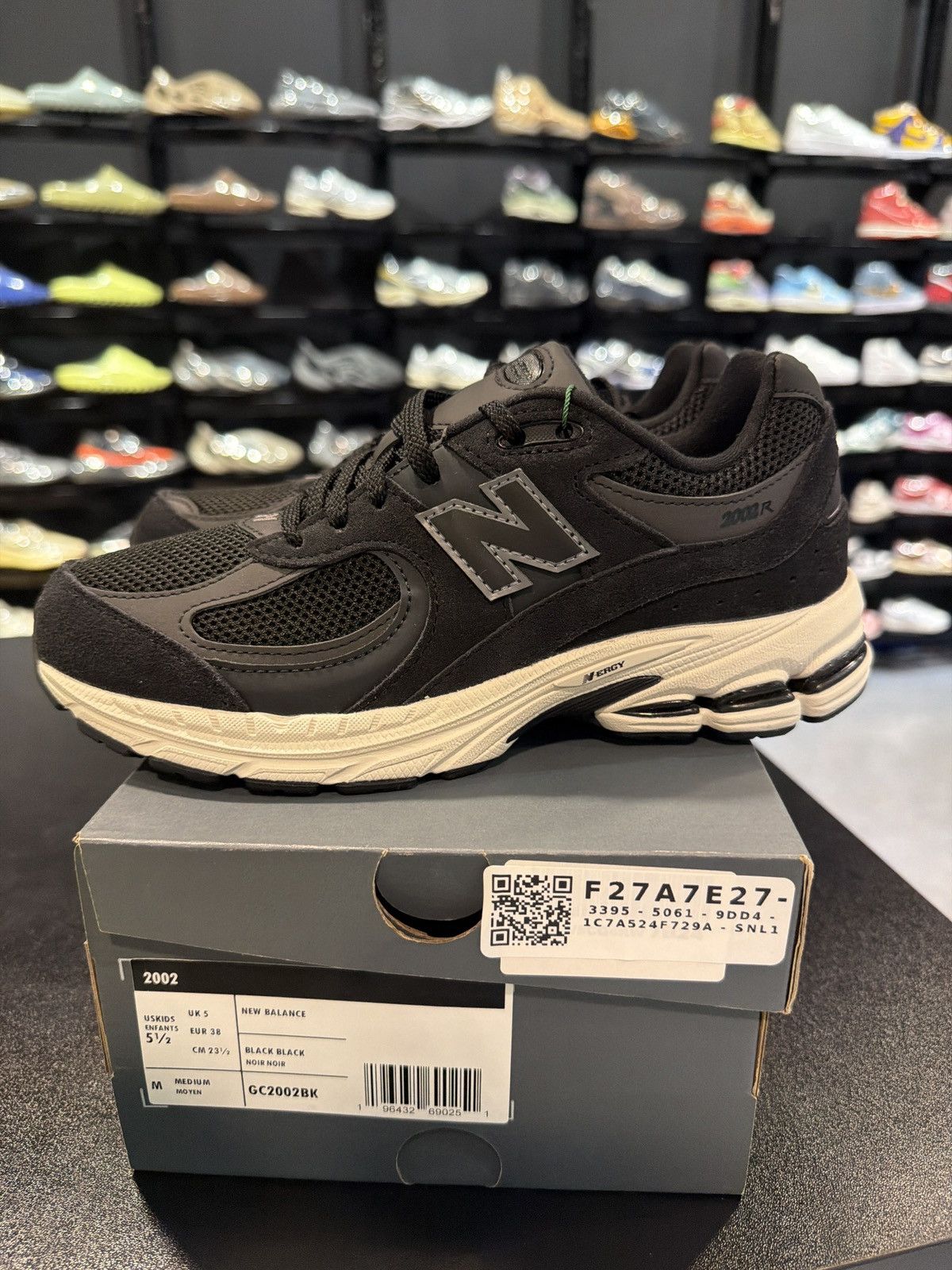 New Balance New Balance 2002R Size-5.5 Brand New Quick Shipping Size US 5.5 / EU 38 - 5 Thumbnail