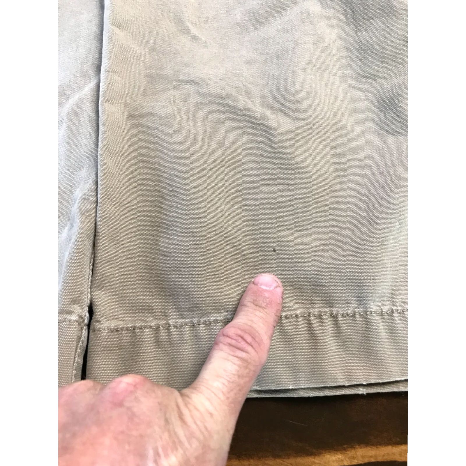 Old Navy Old Navy Pants Mens Size 33x32 Khaki Straight Leg Cotton Chino Pants Size US 33 - 7 Thumbnail