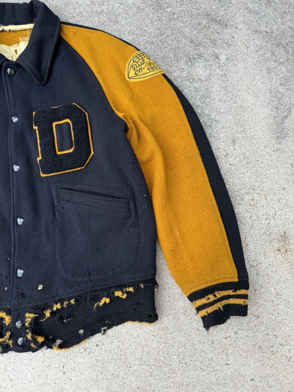 Vintage Vintage 50s Distressed Grunge Wool Patches Bomber Jacket S/M Size US M / EU 48-50 / 2 - 3 Thumbnail