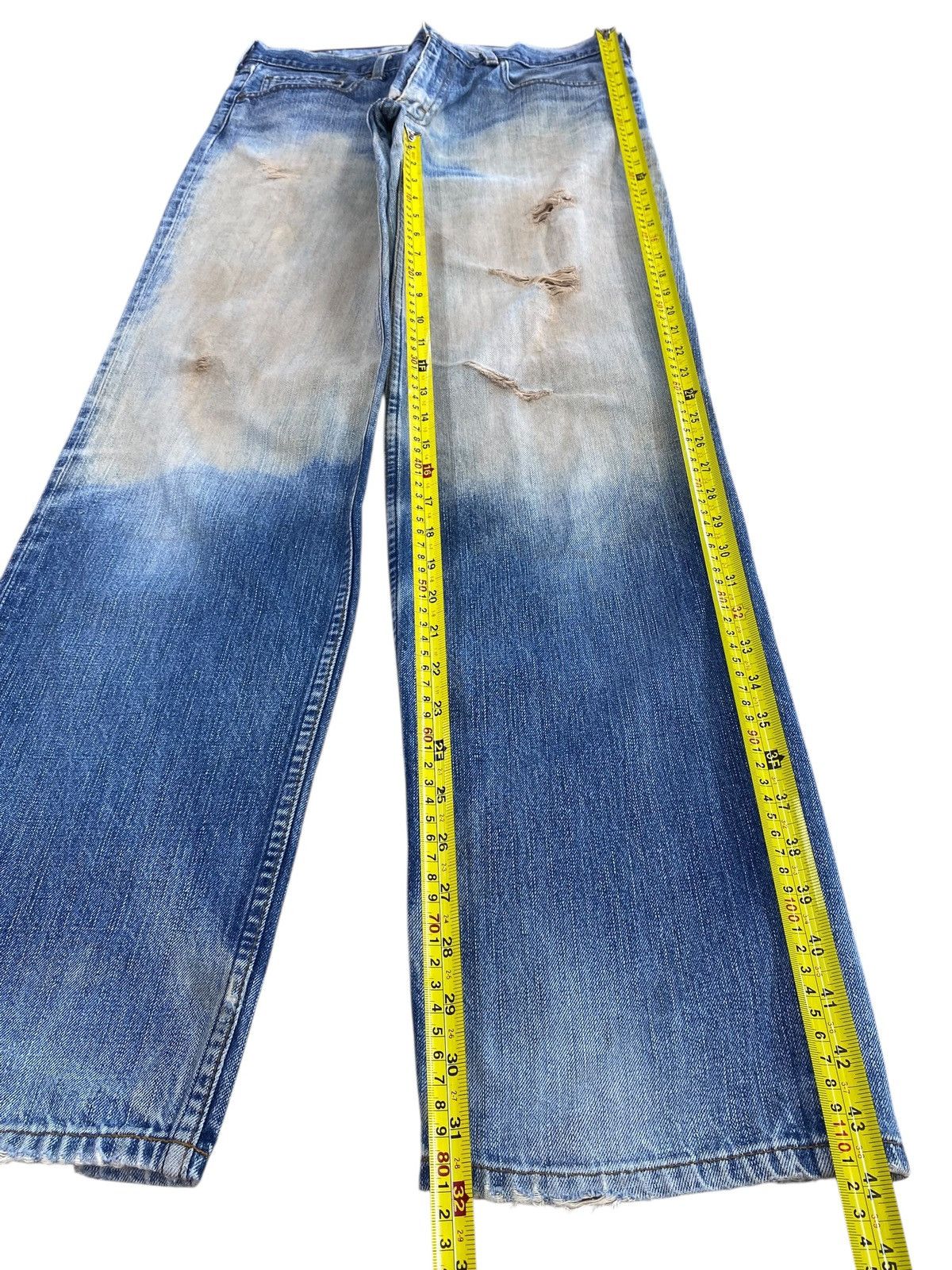 Levi's Vintage Levi’s Blue Faded Wash Style Ripped Jeans Size US 33 - 8 Thumbnail