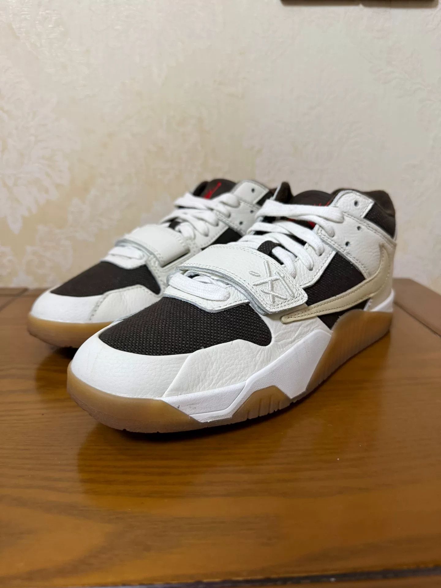Nike Nike Black Lowtop Sneakers 42 Men Size US 9 / EU 42 - 1 Thumbnail