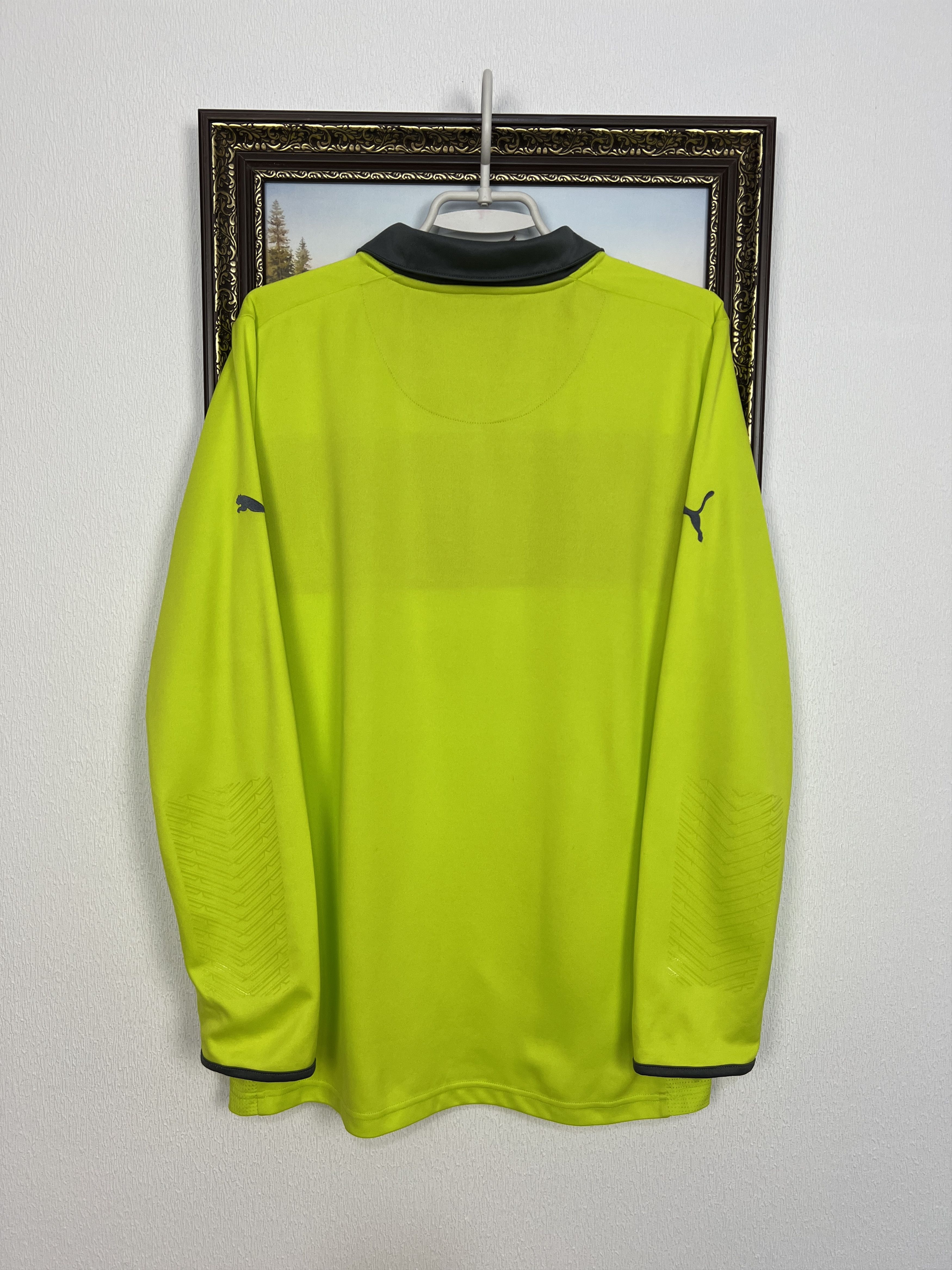 Puma Borussia Dortmund Goalkeeper football shirt Soccer Jersey Size US L / EU 52-54 / 3 - 10 Thumbnail