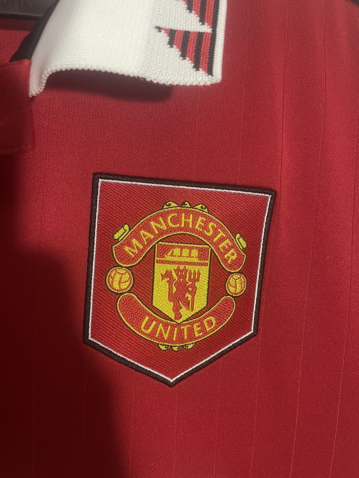 Adidas OFFICIAL ADIDAS MANCHESTER UNITED 22/23 HOME JERSEY Size US L / EU 52-54 / 3 - 3 Thumbnail
