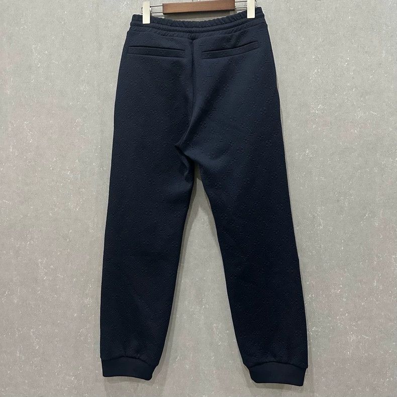 Louis Vuitton Louis Vuitton size s Old print logo sweatpants Size US 28 / EU 44 - 2 Thumbnail