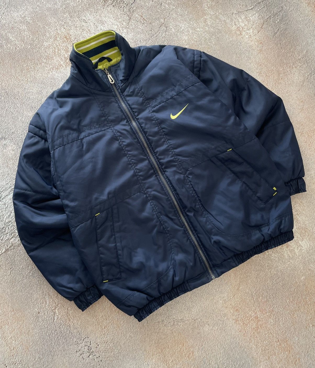Nike Vintage Nike Big Swoosh Nylon Baggy Bomber Jacket Size US M / EU 48-50 / 2 - 4 Thumbnail