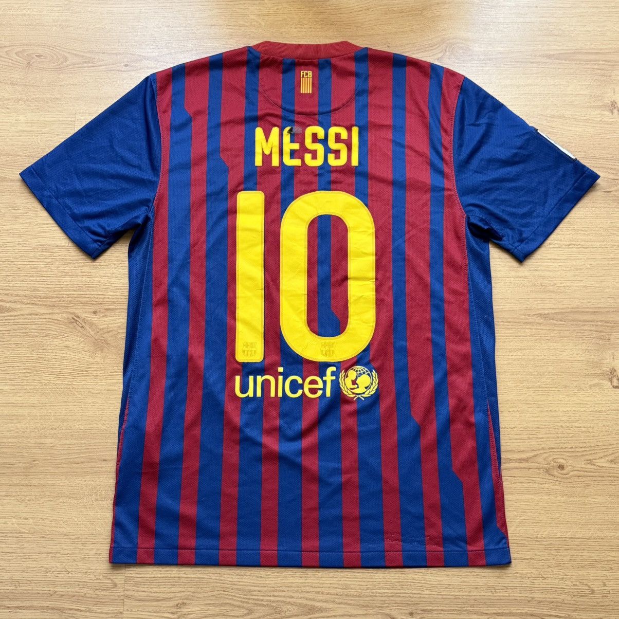 Nike Nike FC Barcelona Messi Football Shirt 2011/2012 Jersey Size US M / EU 48-50 / 2 - 7 Thumbnail