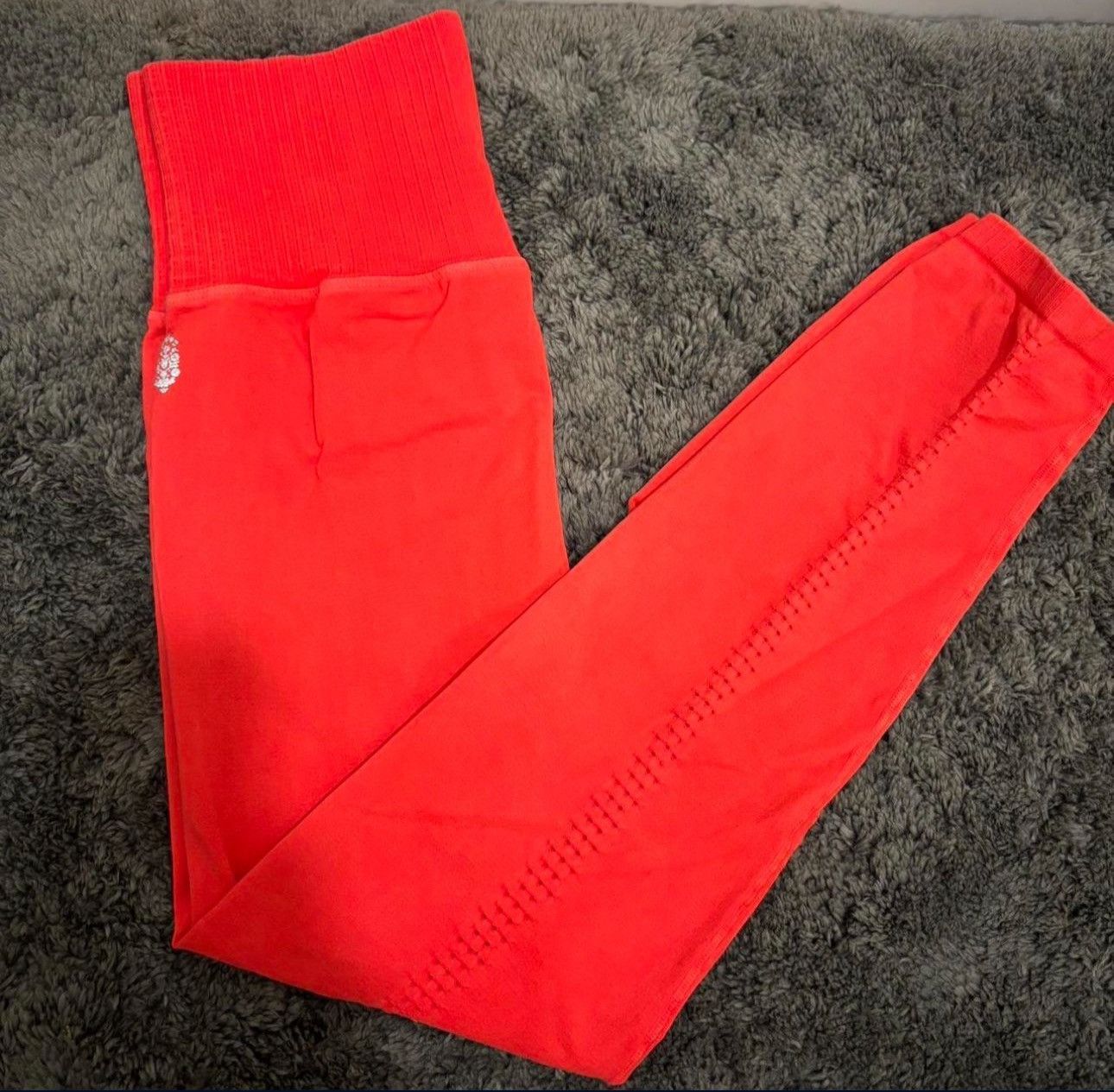Free People High-Rise 7/8 Length Good Karma Leggings Size 30" / US 8 / IT 44 - 1 Thumbnail