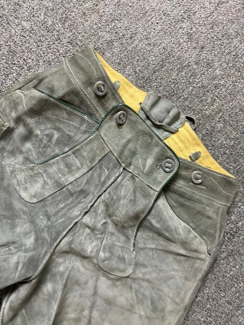 Japanese Brand Japanese Brand Leather Suede Shorts (182) Size US 26 / EU 42 - 8 Thumbnail