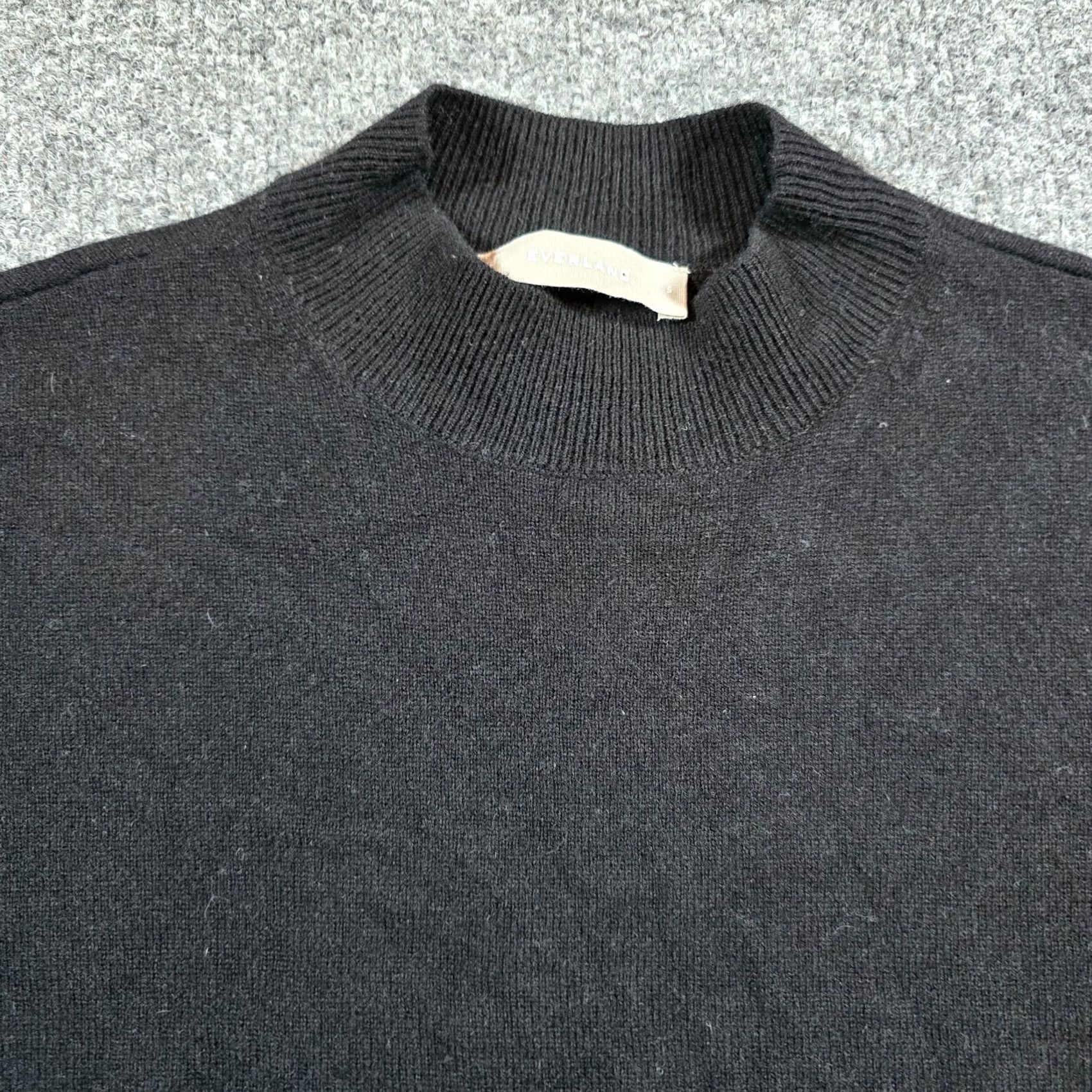 Everlane Everlane Sweater Womens Size Small Black Cashmere High Neck Long Sleeve Capsule Regular Knit Lightweight Pullover Fall Winter Mens Women Girls Boys Size S / US 4 / IT 40 - 2 Thumbnail