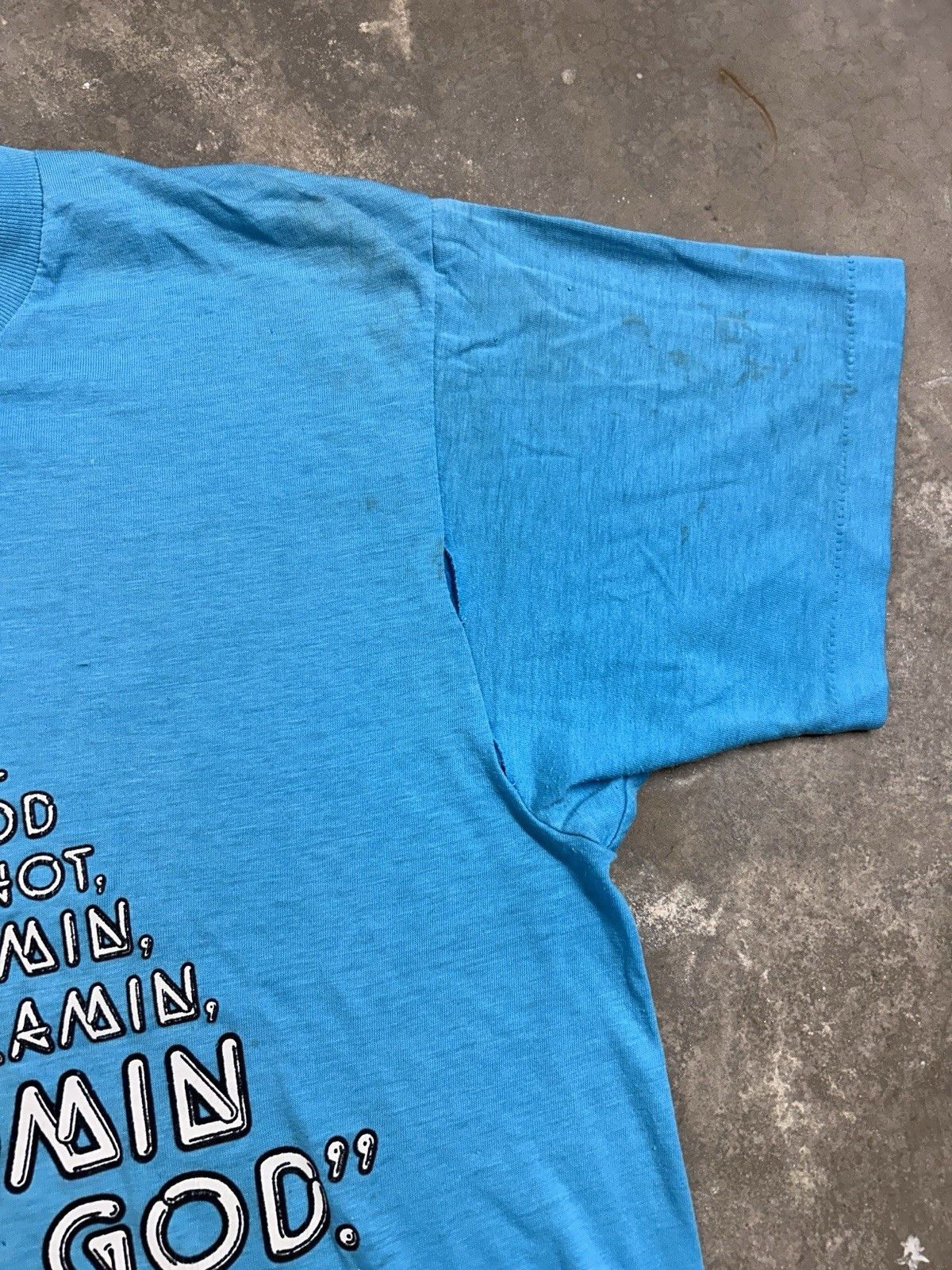 Vintage Vintage 80’s Jesus Child Of God Pyramid Graphic Tee Size US M / EU 48-50 / 2 - 4 Thumbnail