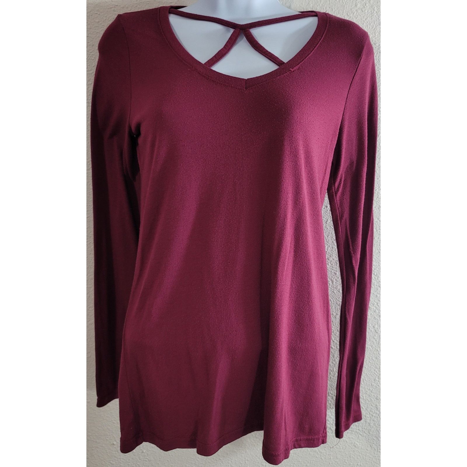 Other Poof Burgundy Crisscross Bodice V-Neck Top Small Soft Size S / US 4 / IT 40 - 1 Thumbnail