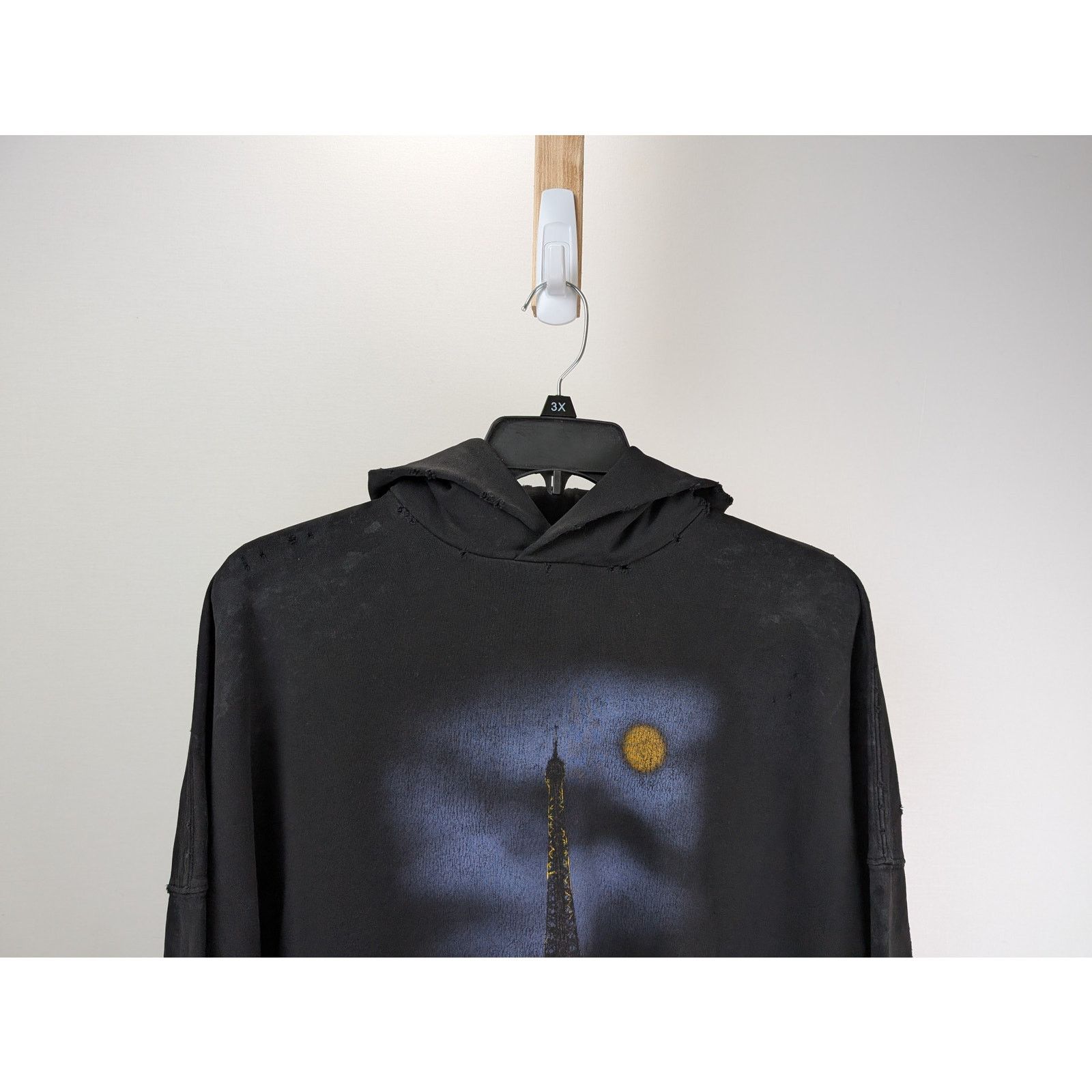 Balenciaga o1rshd1 No Pocket Large Fit Hoodie in Washed Black Size US L / EU 52-54 / 3 - 2 Thumbnail