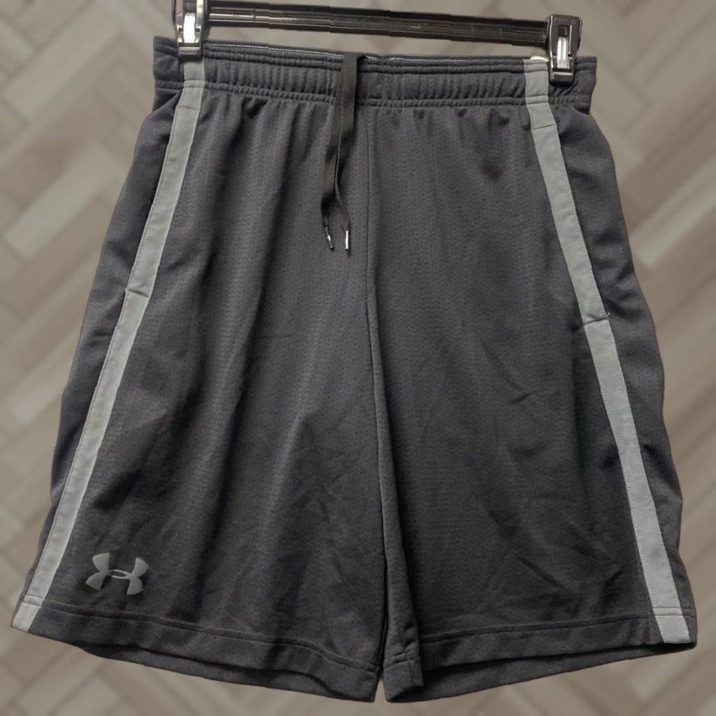 Under Armour VINTAGE? No — Under Armour Shorts Mens Medium HeatGear Elastic Waist Pull On 113‑11 Black 30 Inseam 9 Inseam Athletic Pockets Logo Mens Size US 31 - 1 Thumbnail