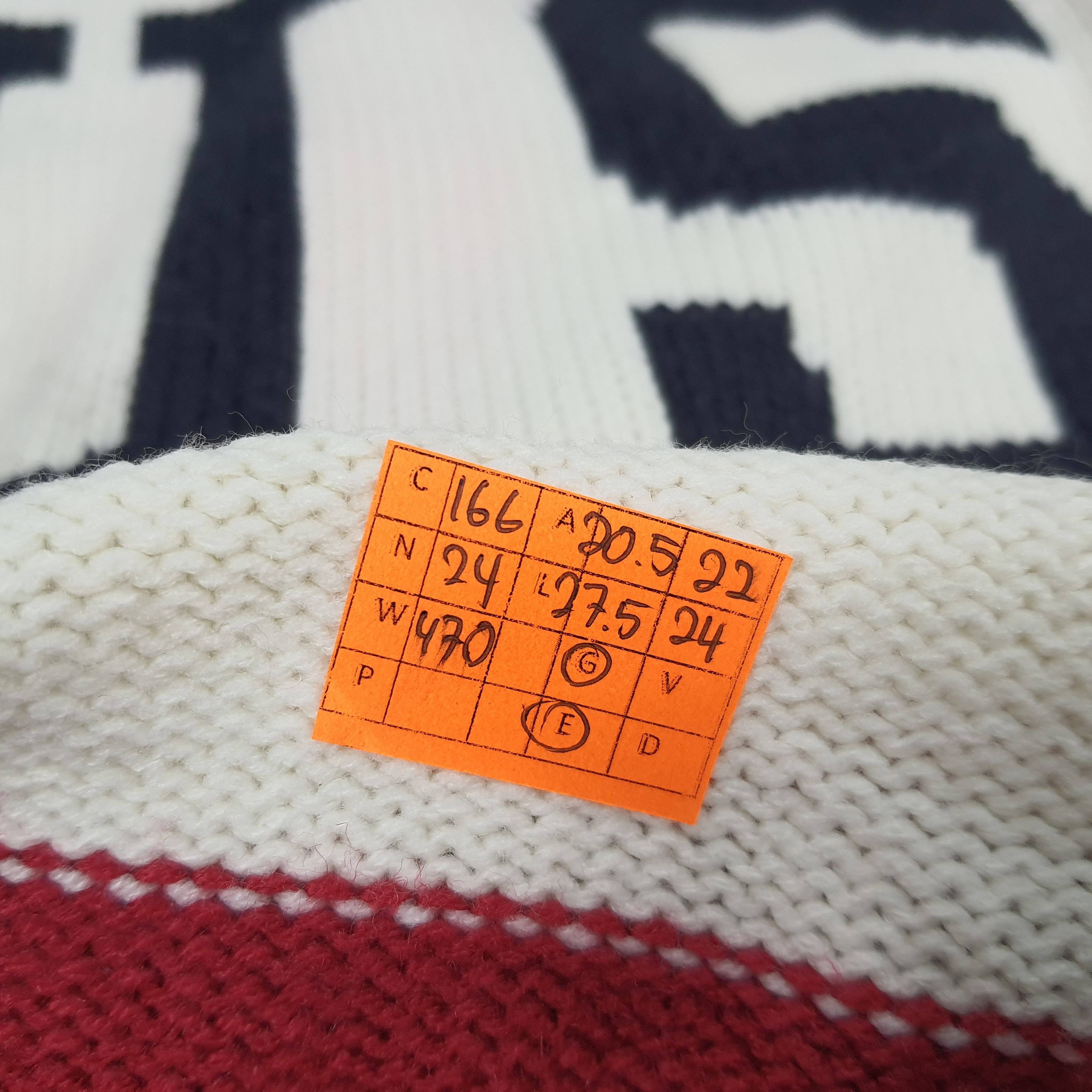 Vintage Vintage USA Spell Out Knitted Winter Sweatshirts Size US S / EU 44-46 / 1 - 7 Thumbnail
