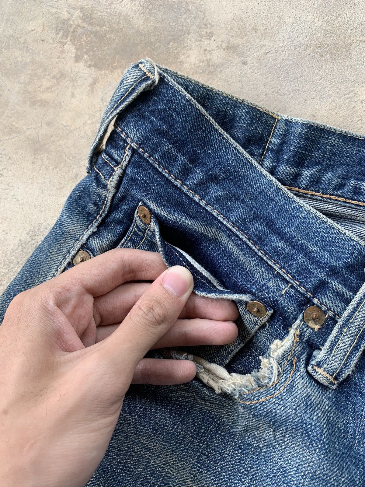 Full Count & Co. Vintage Full Count 0105 Selvedge Distressed Denim Size US 31 - 16 Thumbnail