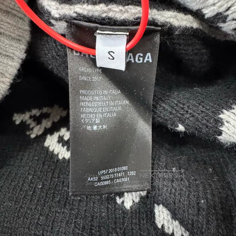 Balenciaga Balenciaga Gray Barrage Printed V-Neck Knit Cardigan Size US S / EU 44-46 / 1 - 6 Thumbnail