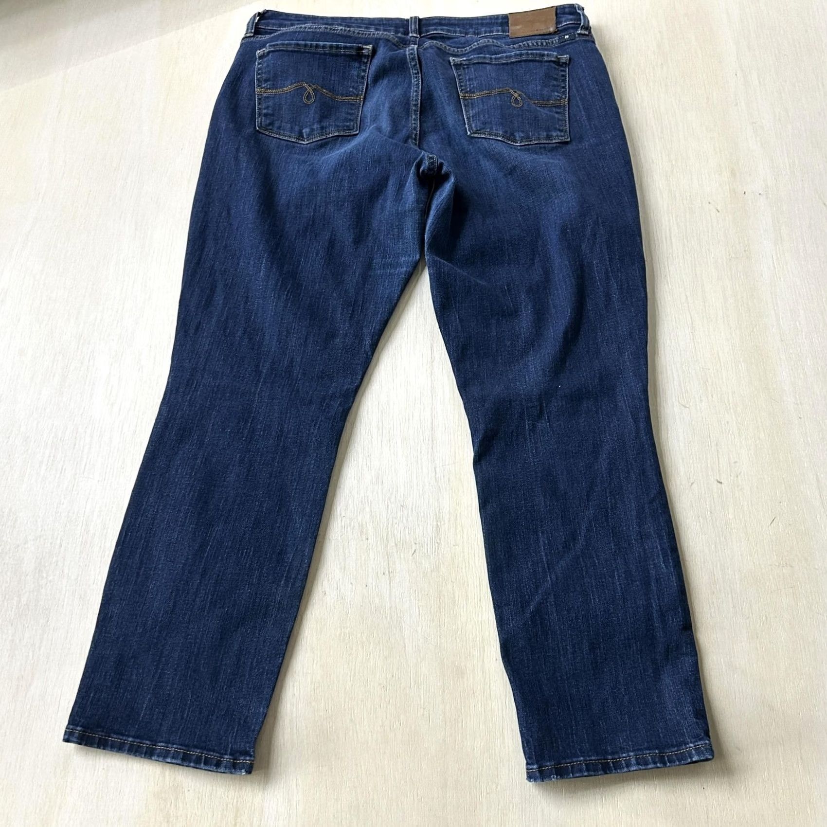 Lucky Brand Lucky Brand Womens Straight Jeans 10/30 Dark Wash Blue Denim Mid Rise Regular Size 32" / US 10 / IT 46 - 3 Thumbnail